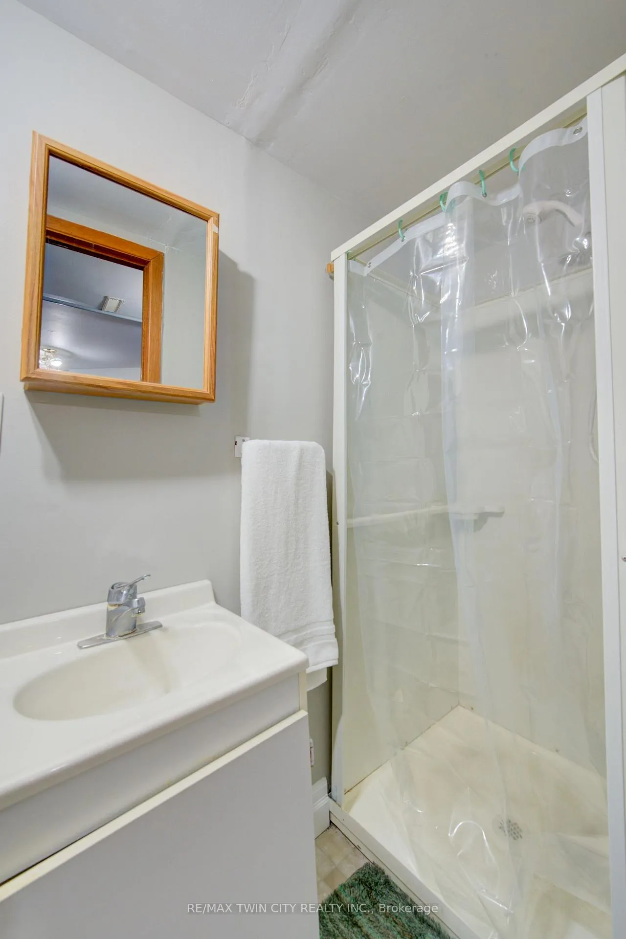 Photo 32 of Unit A, 432 Lee Avenue, Waterloo — HOMEH