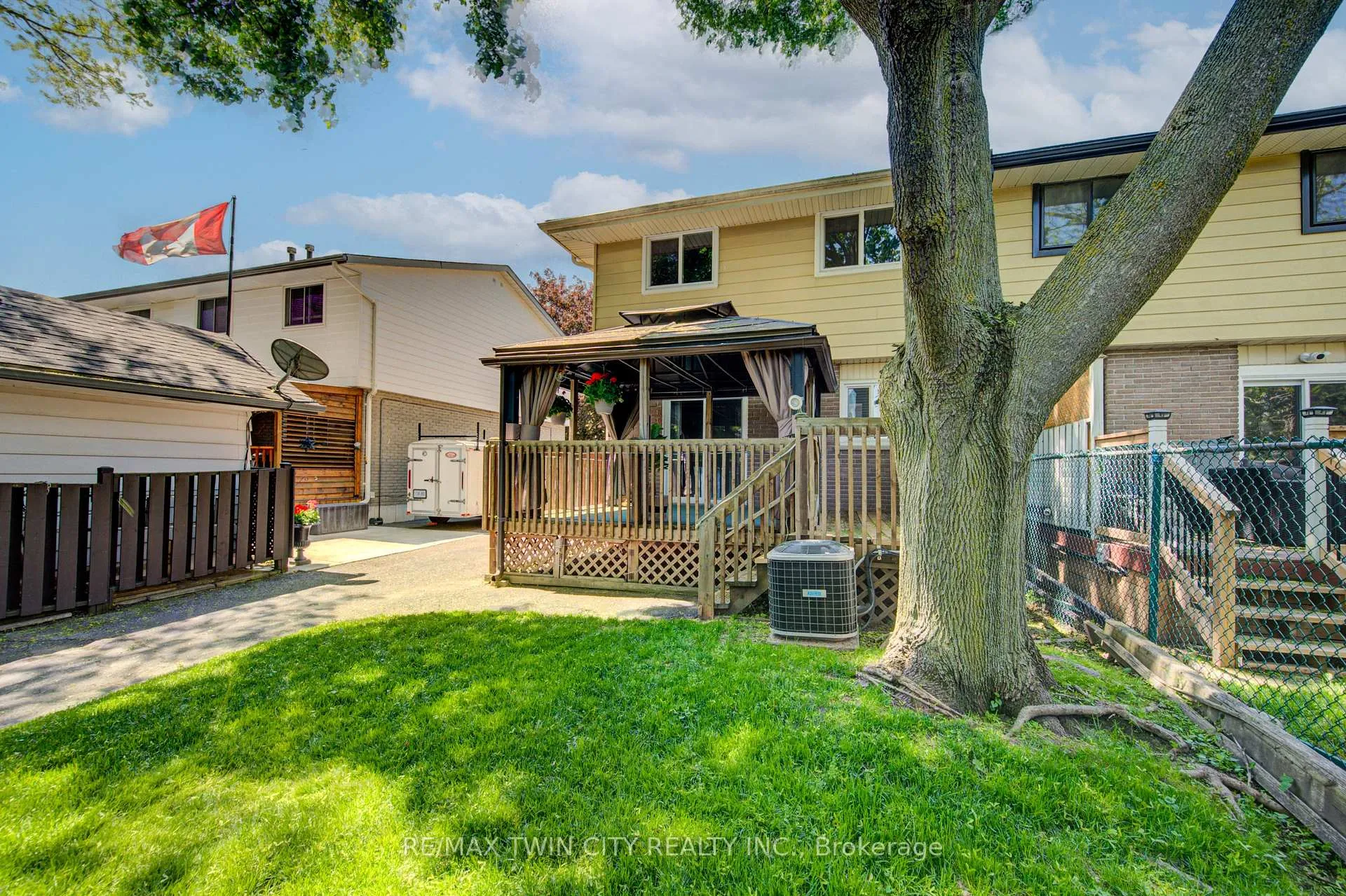 Photo 35 of Unit A, 432 Lee Avenue, Waterloo — HOMEH