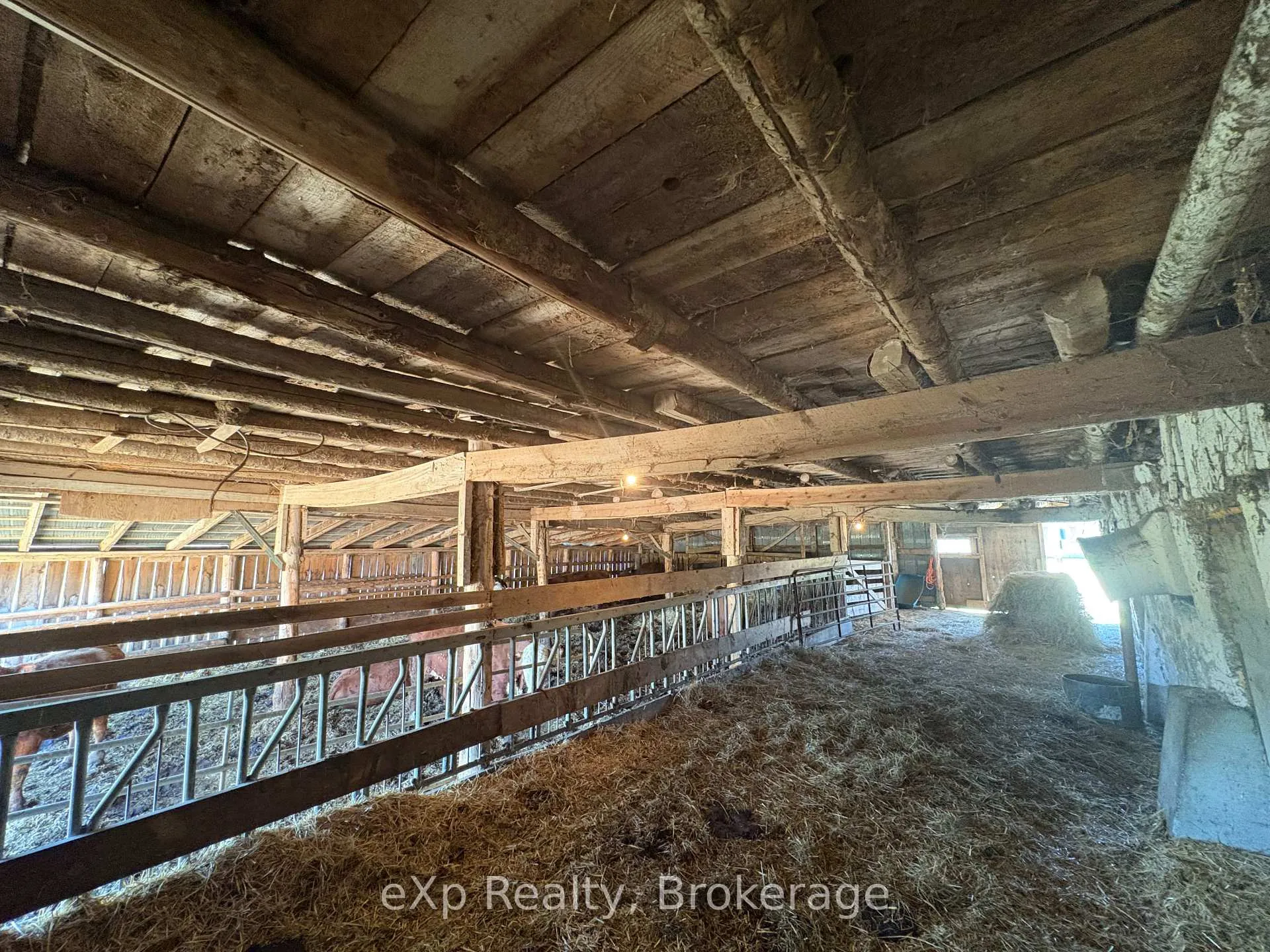 Photo 24 of 601177 8 Side Road, Chatsworth — HOMEH