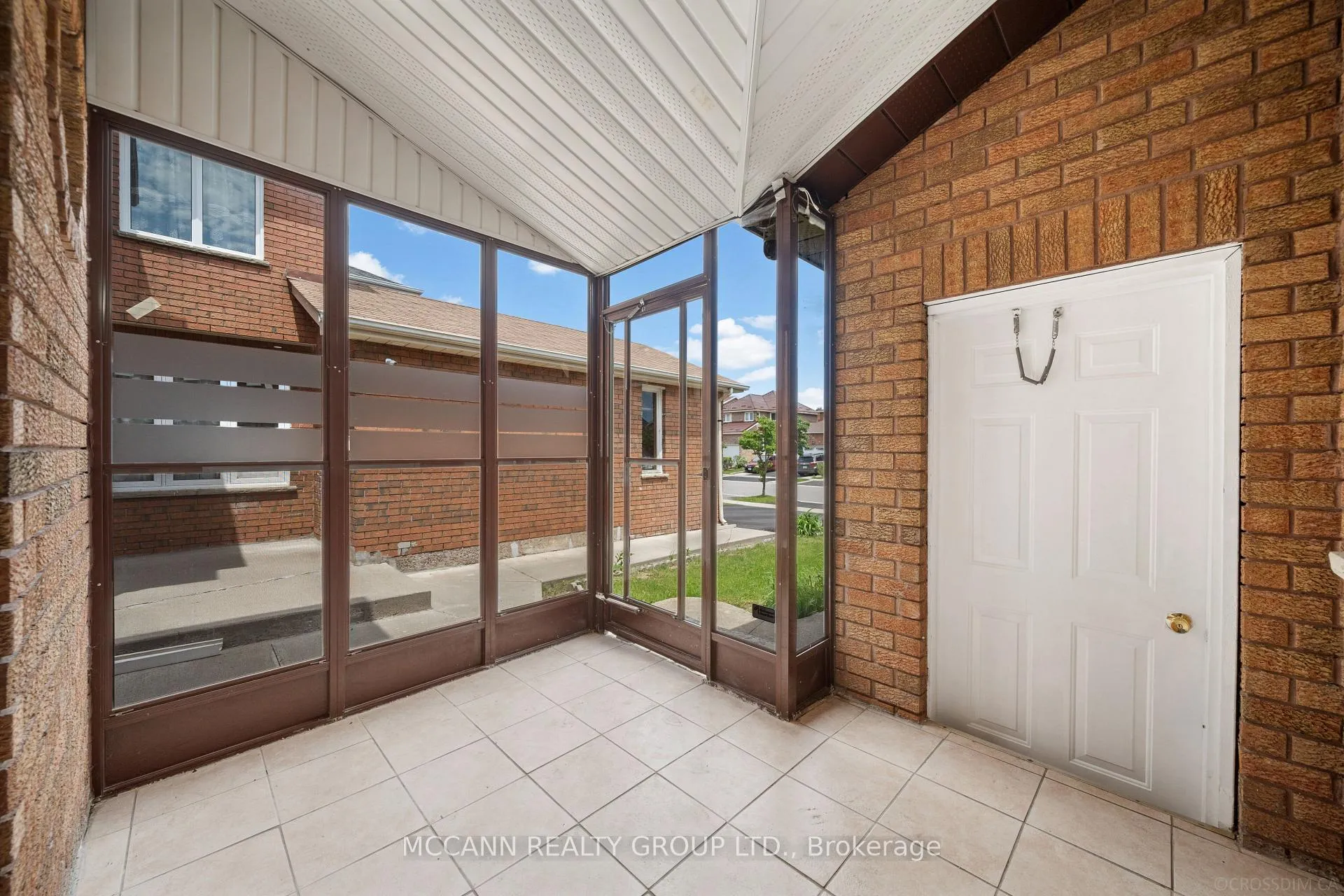 Photo 7 of 89 Creditstone Road, Brampton, Fletcher's Creek South — HOMEH