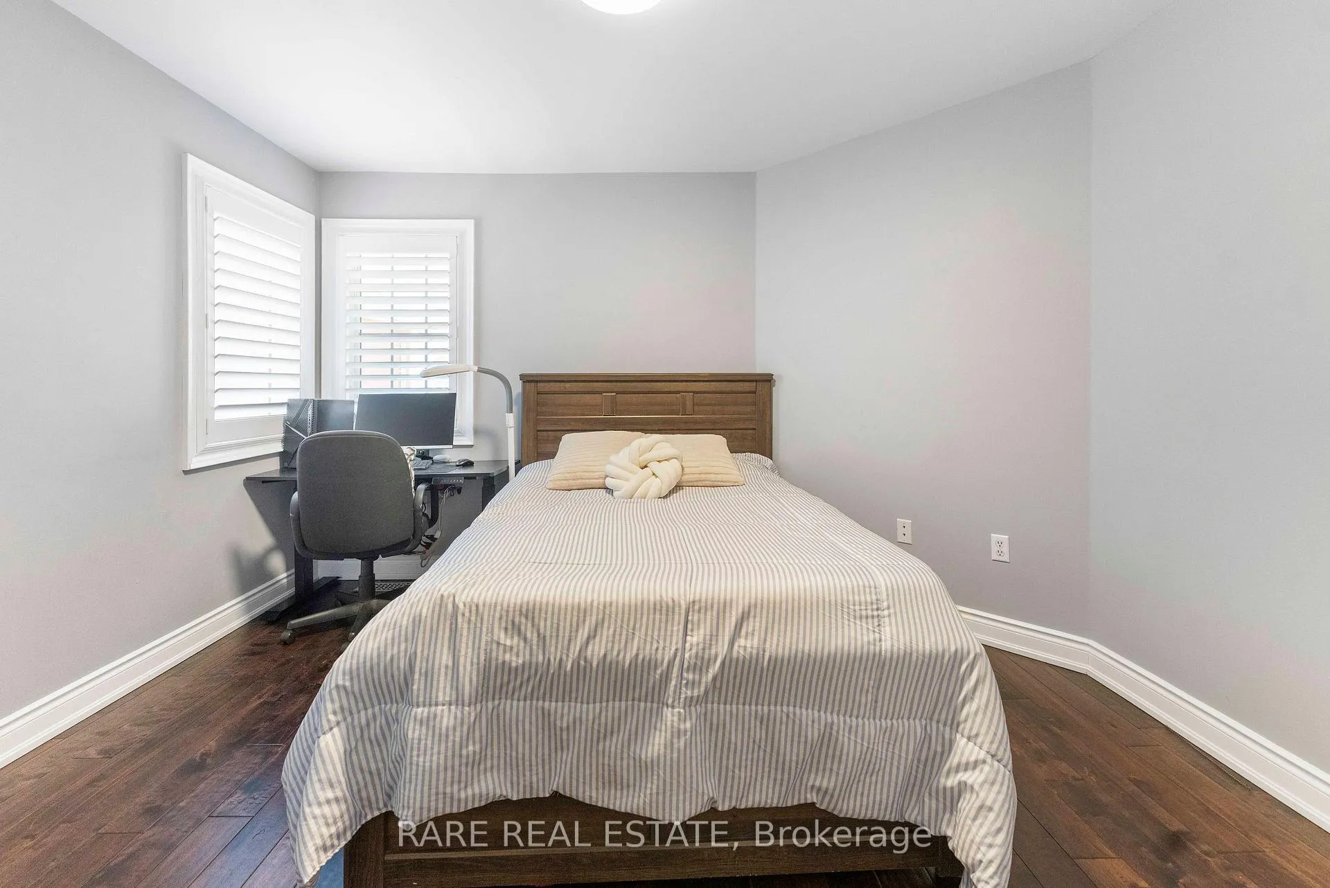 Photo 12 of 33 Southbend Drive, Brampton, Snelgrove — HOMEH
