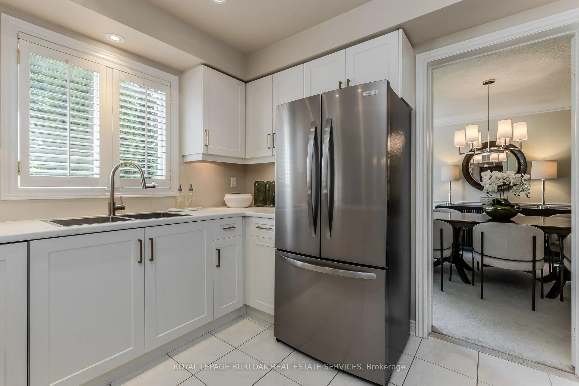 Photo 12 of 4153 Arbourfield Drive, Burlington, Rose — HOMEH