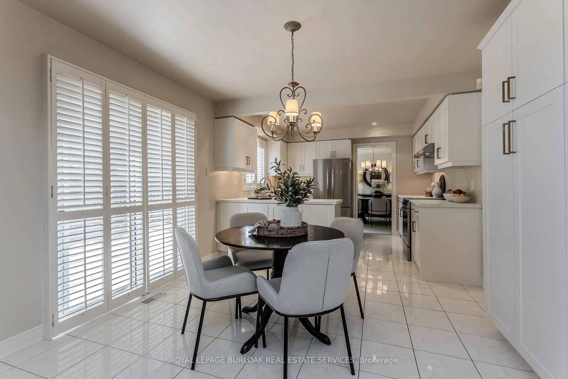 Photo 13 of 4153 Arbourfield Drive, Burlington, Rose — HOMEH