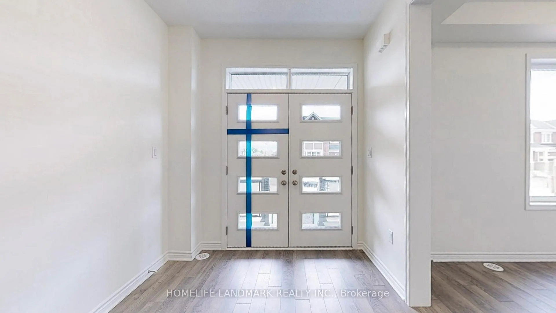 Photo 3 of 3312 Thunderbird Promenade, Pickering, Rural Pickering — HOMEH