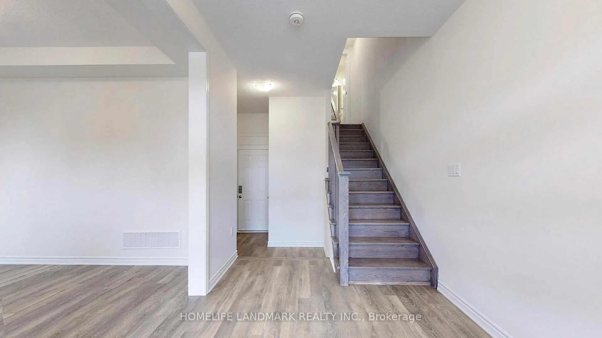 Photo 6 of 3312 Thunderbird Promenade, Pickering, Rural Pickering — HOMEH