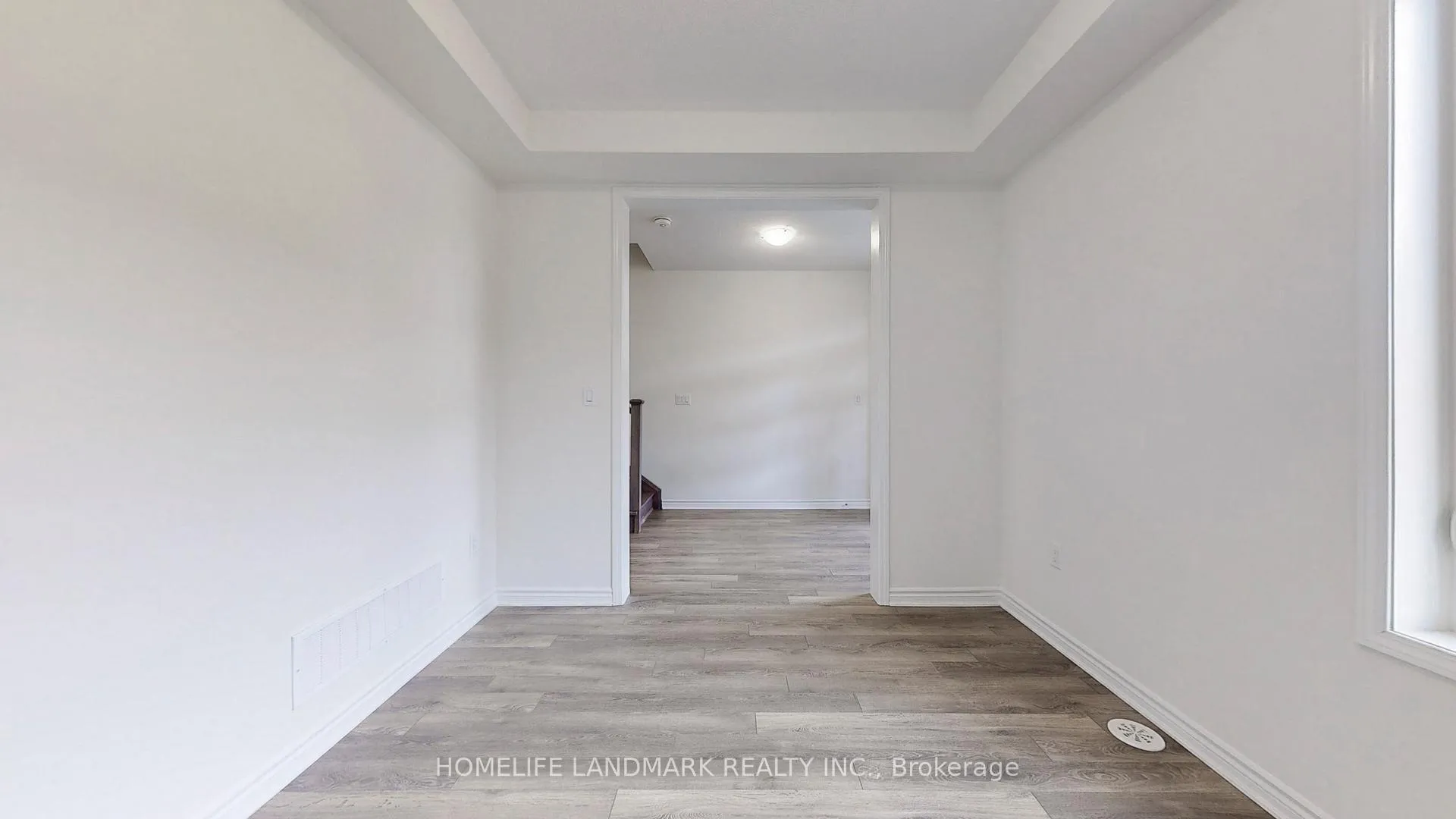 Photo 7 of 3312 Thunderbird Promenade, Pickering, Rural Pickering — HOMEH