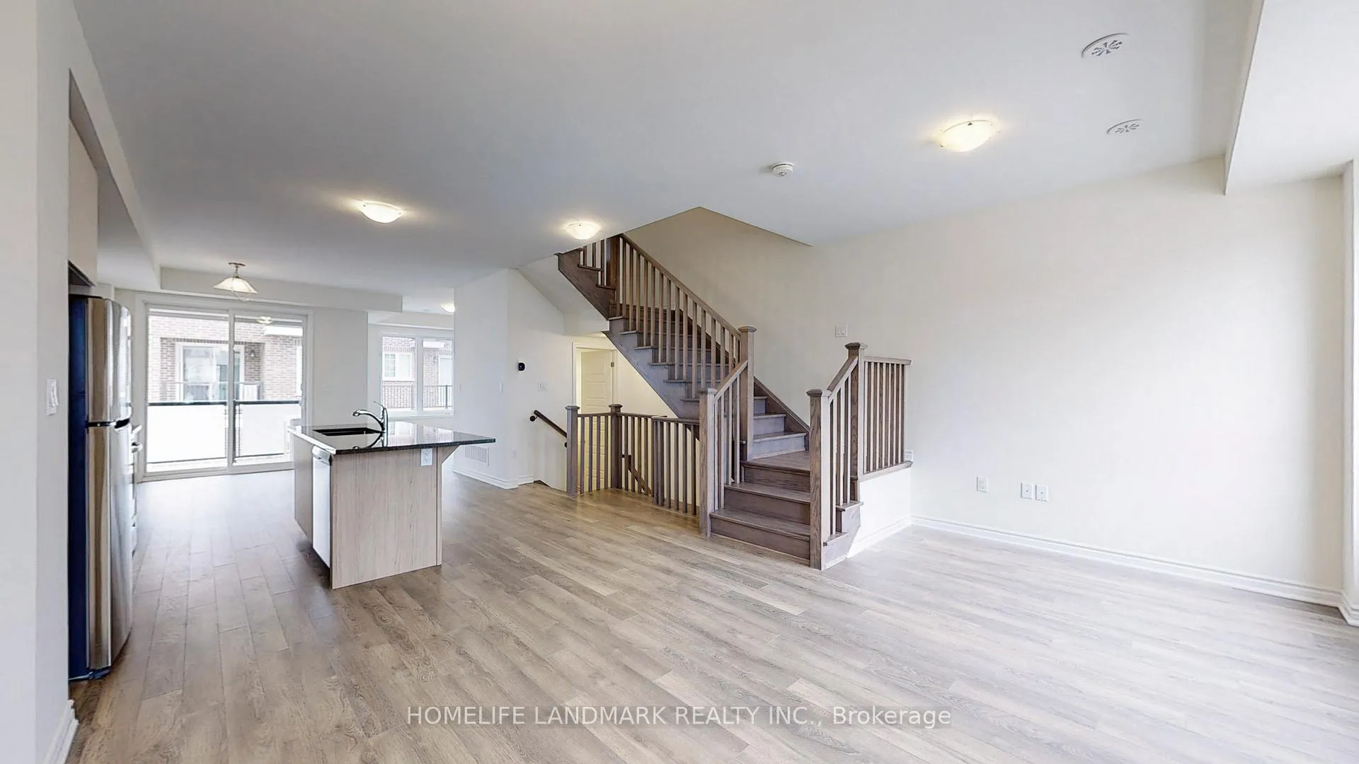 Photo 13 of 3312 Thunderbird Promenade, Pickering, Rural Pickering — HOMEH