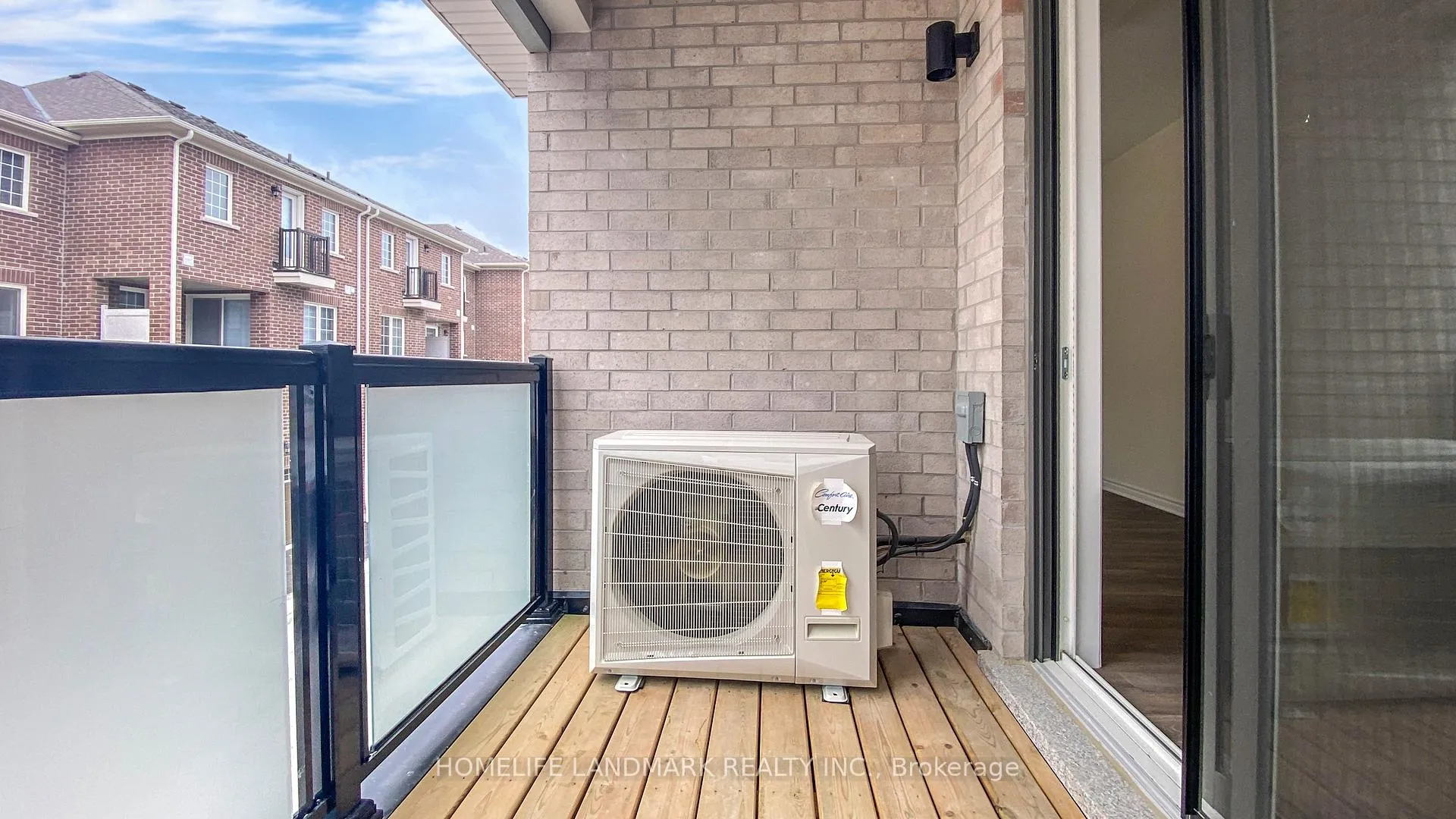 Photo 18 of 3312 Thunderbird Promenade, Pickering, Rural Pickering — HOMEH