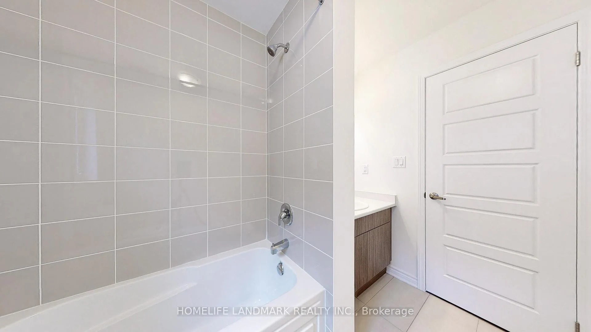 Photo 30 of 3312 Thunderbird Promenade, Pickering, Rural Pickering — HOMEH