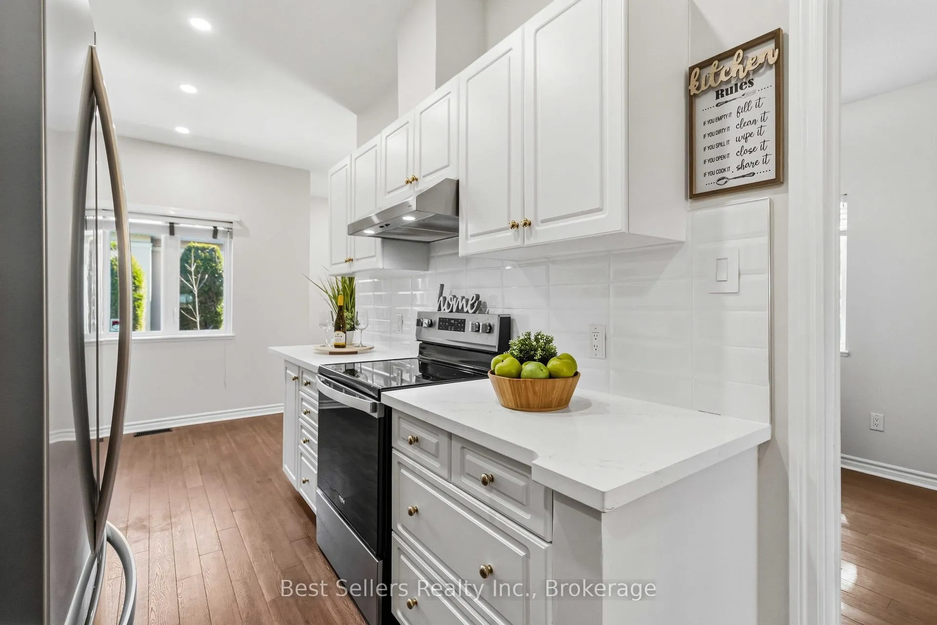 Photo 12 of Unit 1, 1 Ferndown Crescent, Brampton, Goreway Drive Corridor — HOMEH