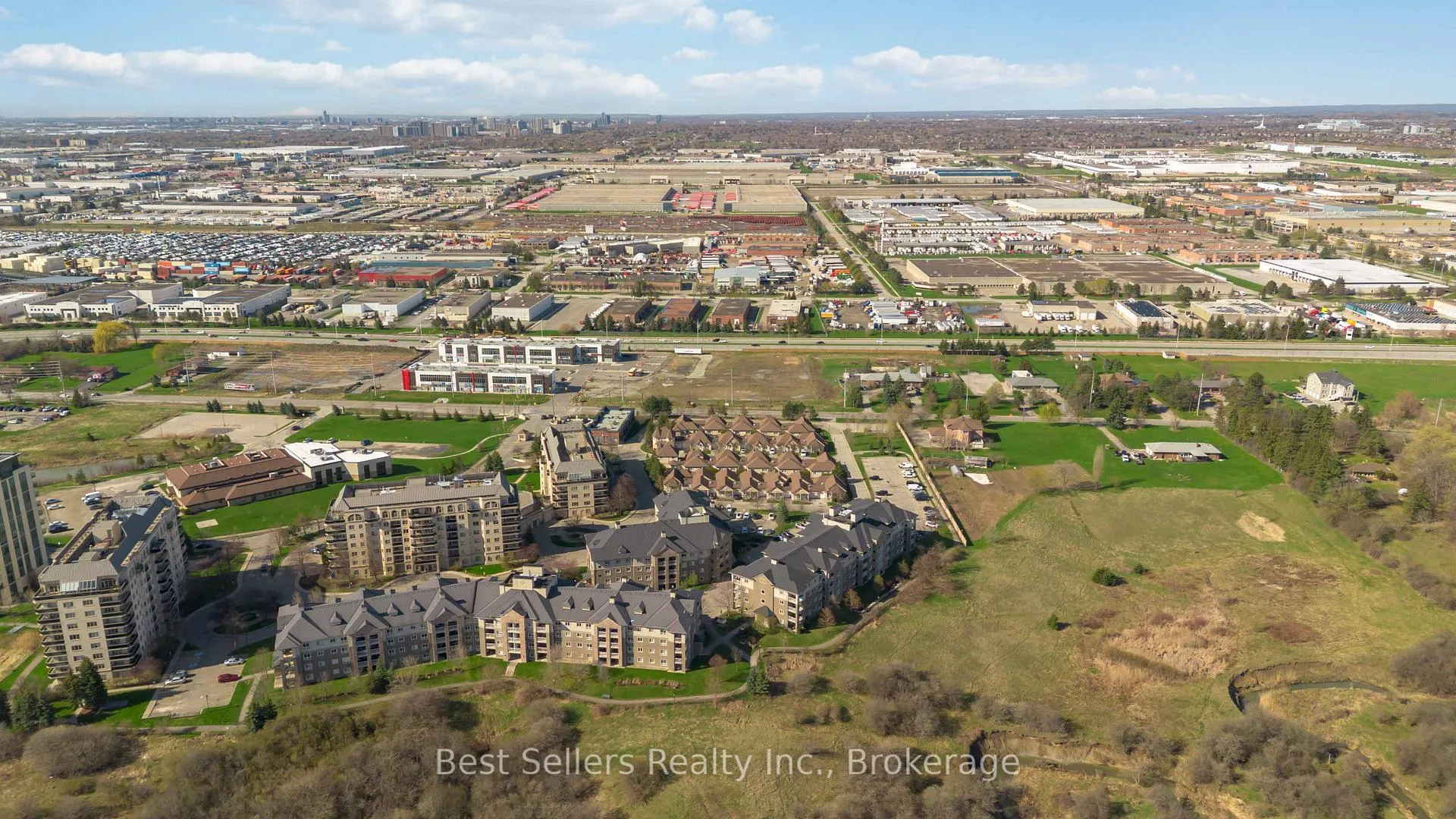 Photo 45 of Unit 1, 1 Ferndown Crescent, Brampton, Goreway Drive Corridor — HOMEH