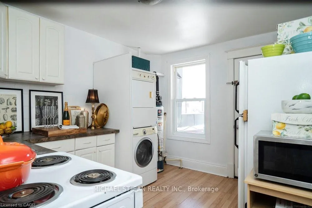 Photo 13 of Unit 2, 638 Concession Street, Hamilton, Eastmount — HOMEH