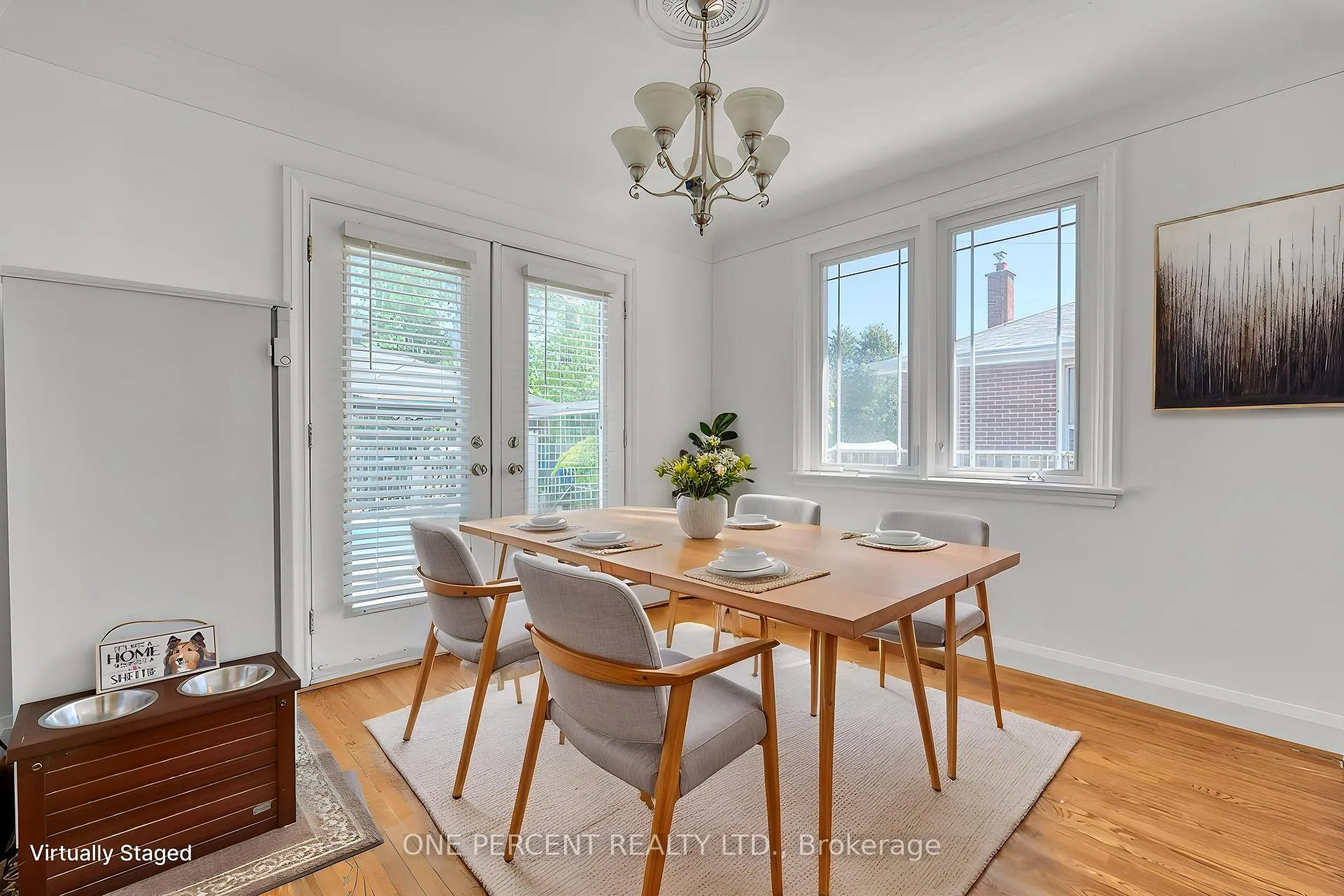 Photo 11 of 27 Delevan Crescent, Hamilton, Hill Park — HOMEH