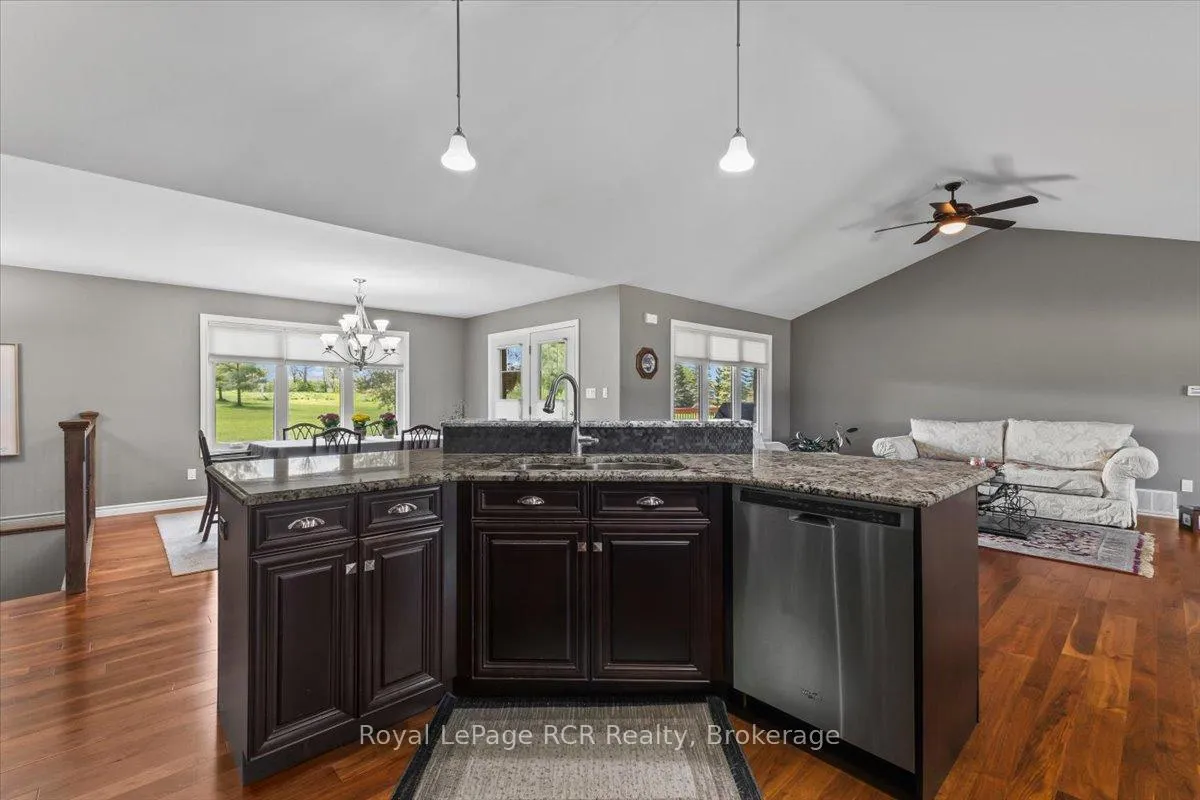 Photo 10 of 108 Marshall Heights, West Grey — HOMEH