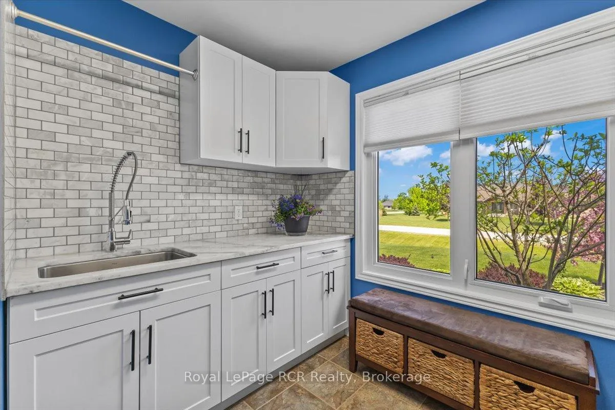 Photo 20 of 108 Marshall Heights, West Grey — HOMEH
