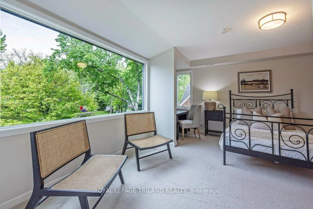 Photo 28 of 12 Mayfair Drive, London, East B — HOMEH