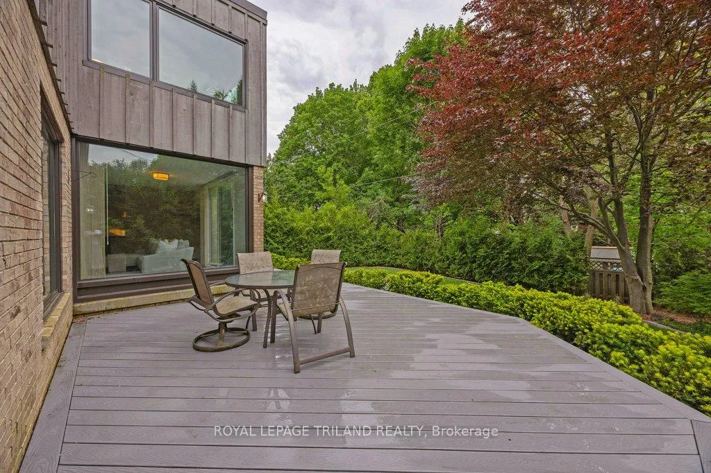 Photo 42 of 12 Mayfair Drive, London, East B — HOMEH