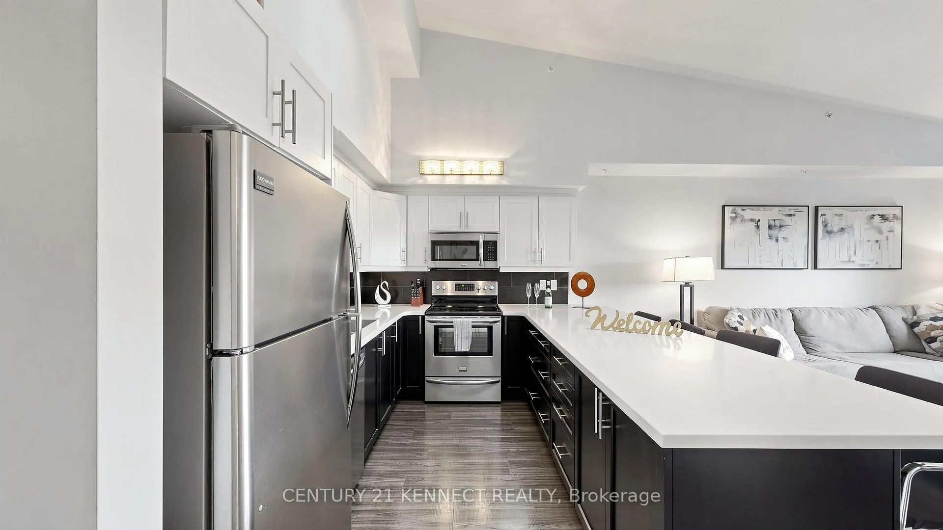 Photo 3 of Unit 314, 170 Rockhaven Lane, Hamilton, Waterdown — HOMEH
