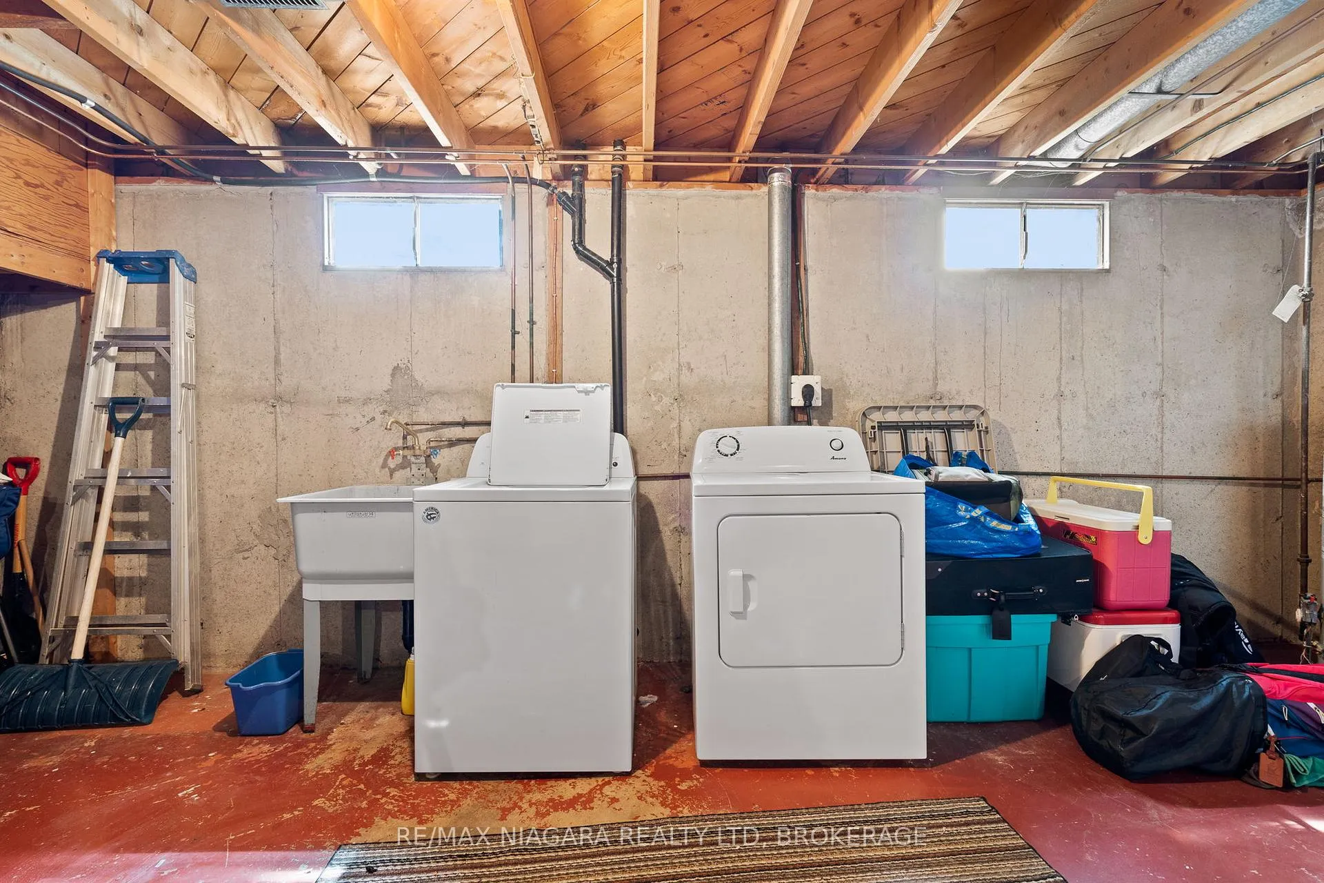 Photo 25 of 16 Croydon Drive, St. Catharines, Lakeshore — HOMEH