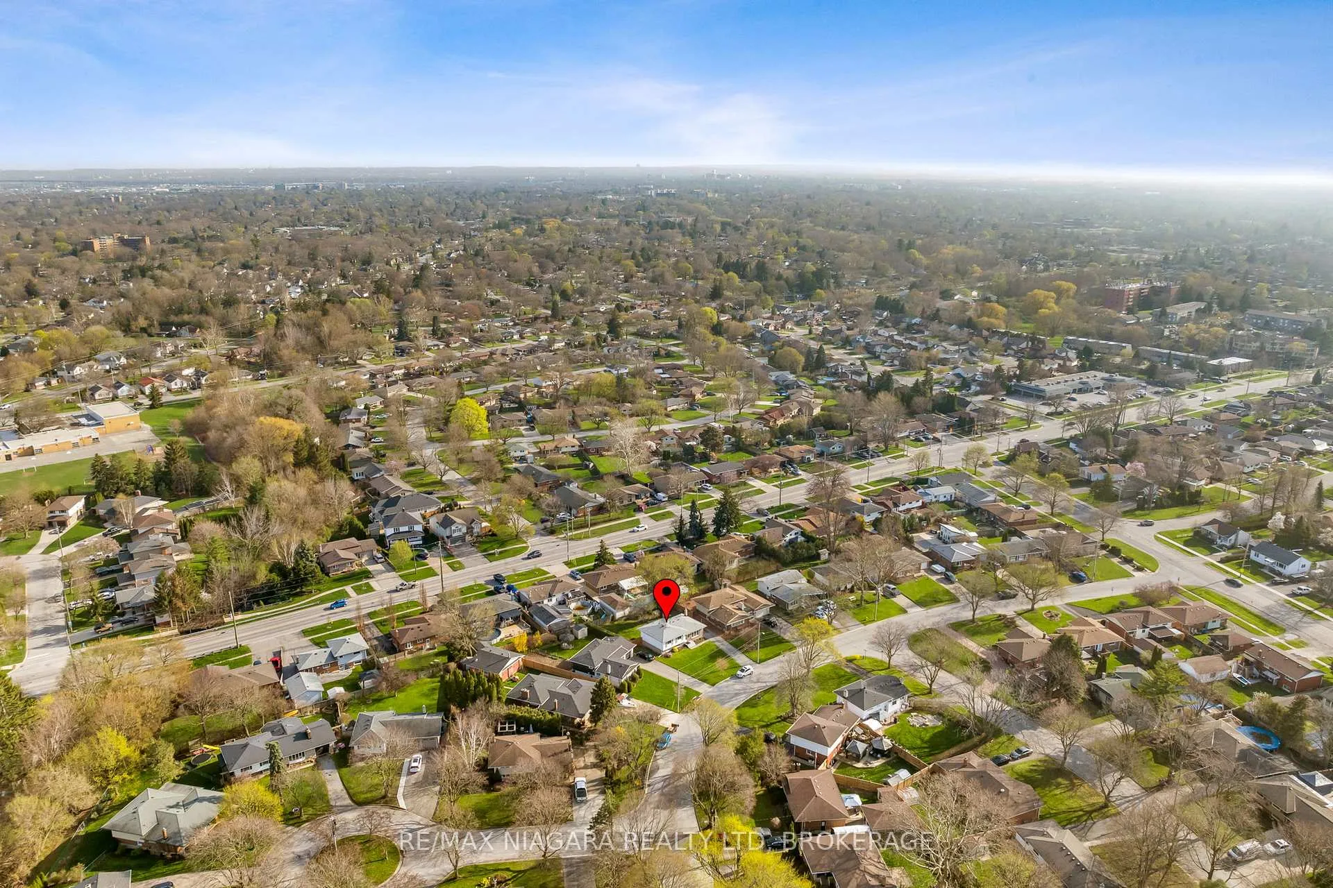 Photo 36 of 16 Croydon Drive, St. Catharines, Lakeshore — HOMEH