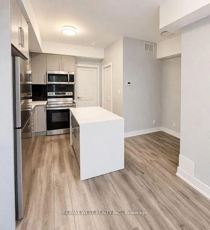 Photo 3 of Unit 110, 6065 McLeod Road, Niagara Falls, Arad/Fallsview — HOMEH