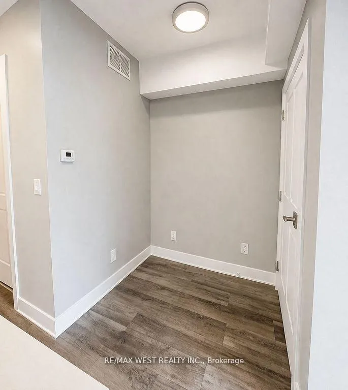 Photo 4 of Unit 110, 6065 McLeod Road, Niagara Falls, Arad/Fallsview — HOMEH