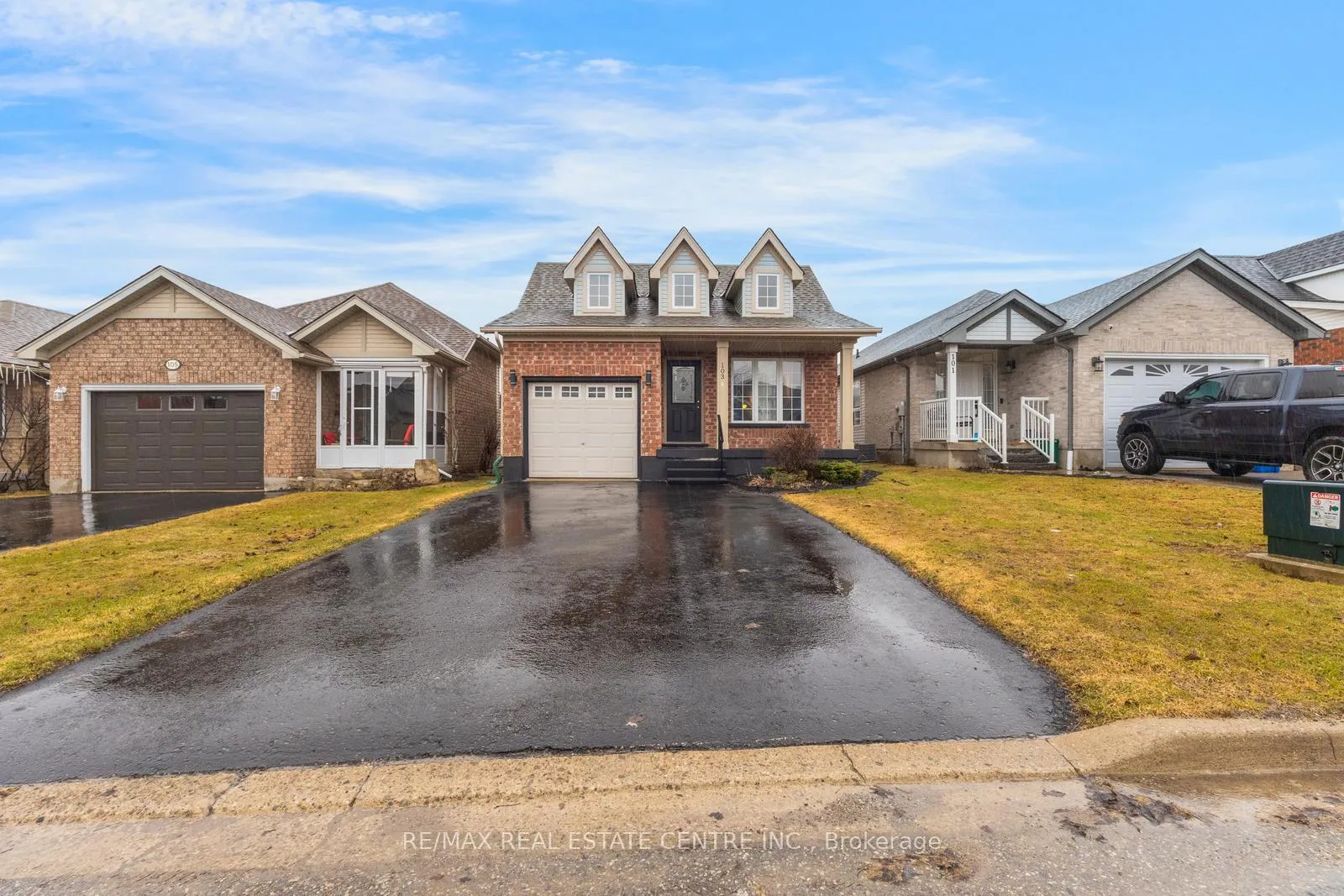 Photo 1 of 103 Biscayne Crescent N, Orangeville — HOMEH