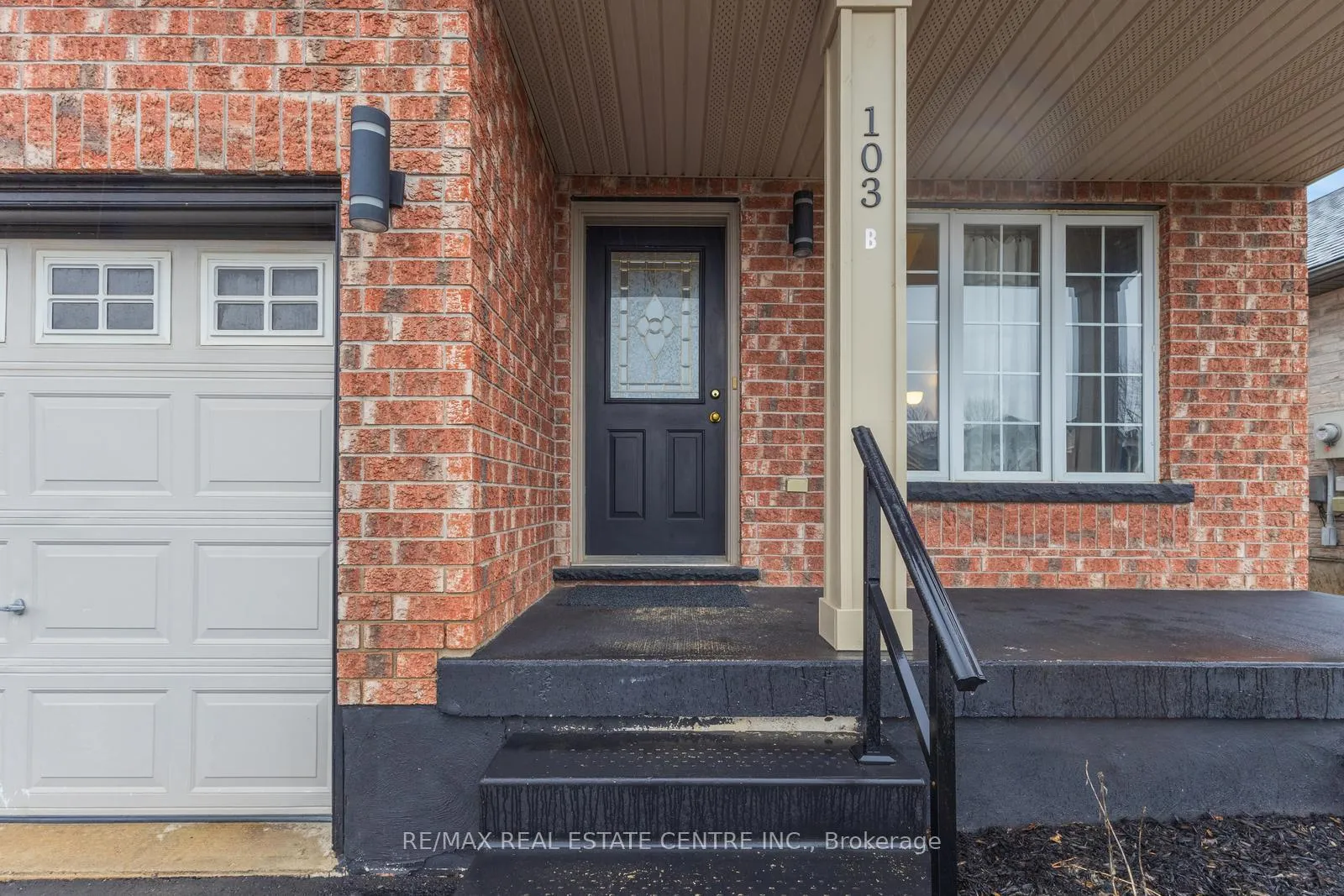 Photo 4 of 103 Biscayne Crescent N, Orangeville — HOMEH