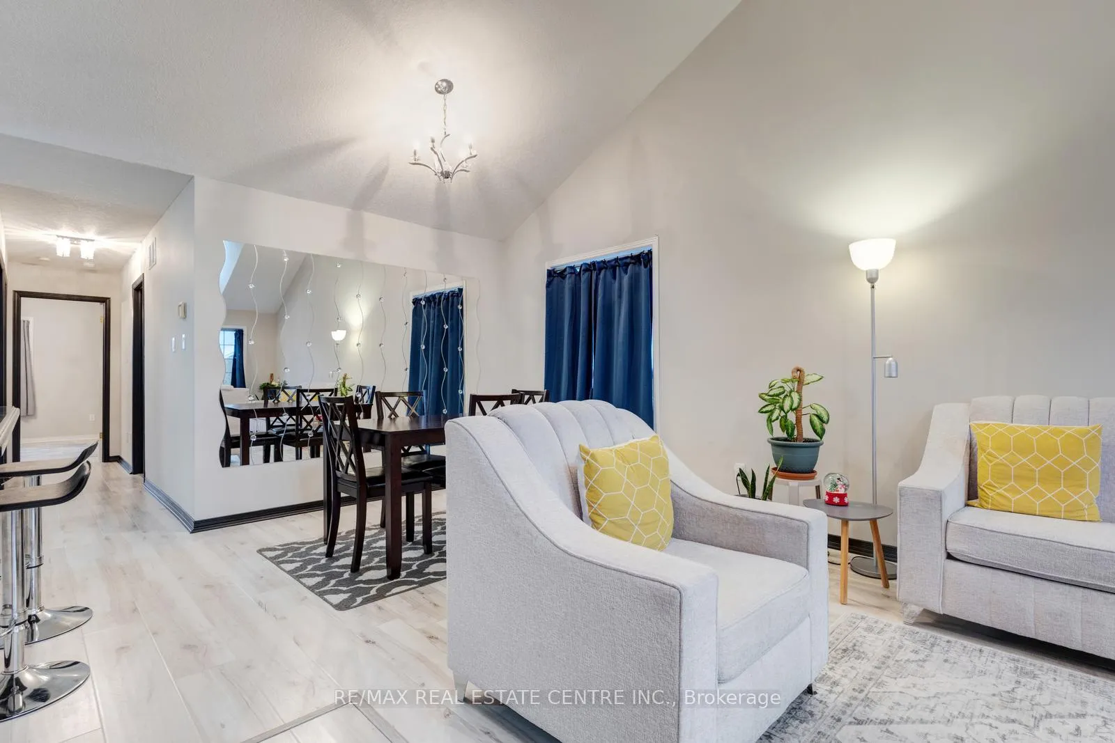 Photo 13 of 103 Biscayne Crescent N, Orangeville — HOMEH