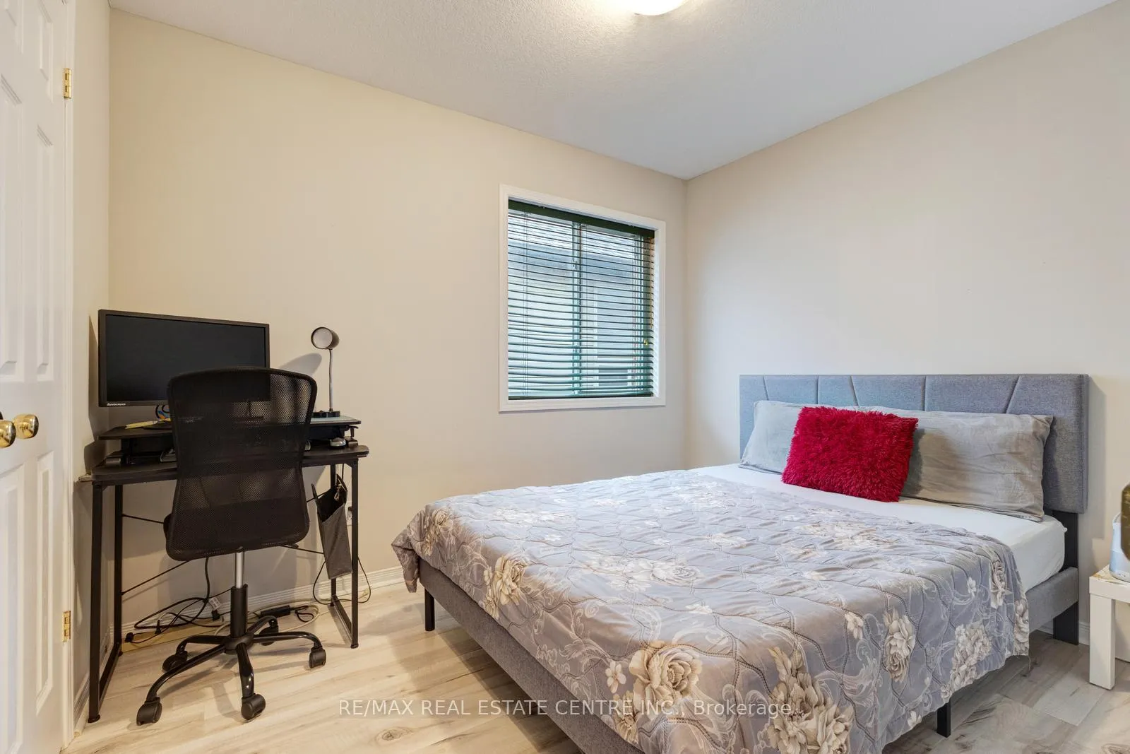 Photo 30 of 103 Biscayne Crescent N, Orangeville — HOMEH