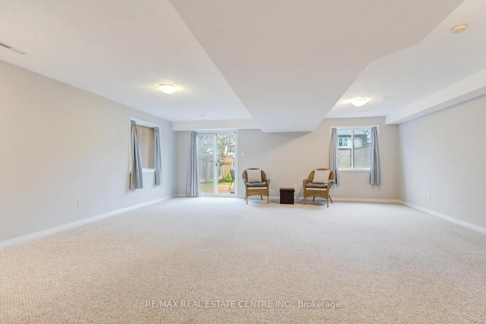 Photo 41 of 103 Biscayne Crescent N, Orangeville — HOMEH