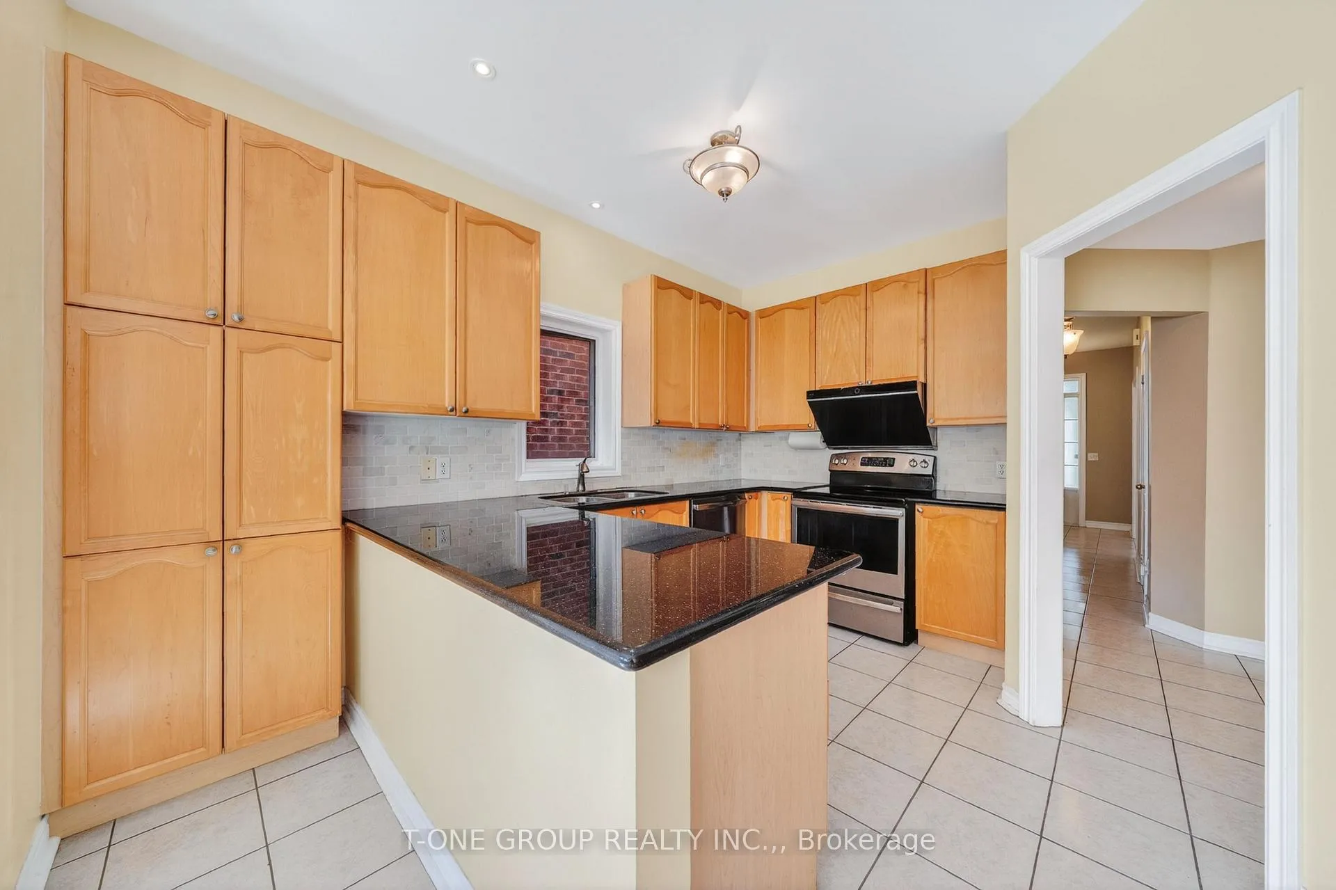 Photo 14 of 99 Prospectors Drive, Markham, Angus Glen — HOMEH