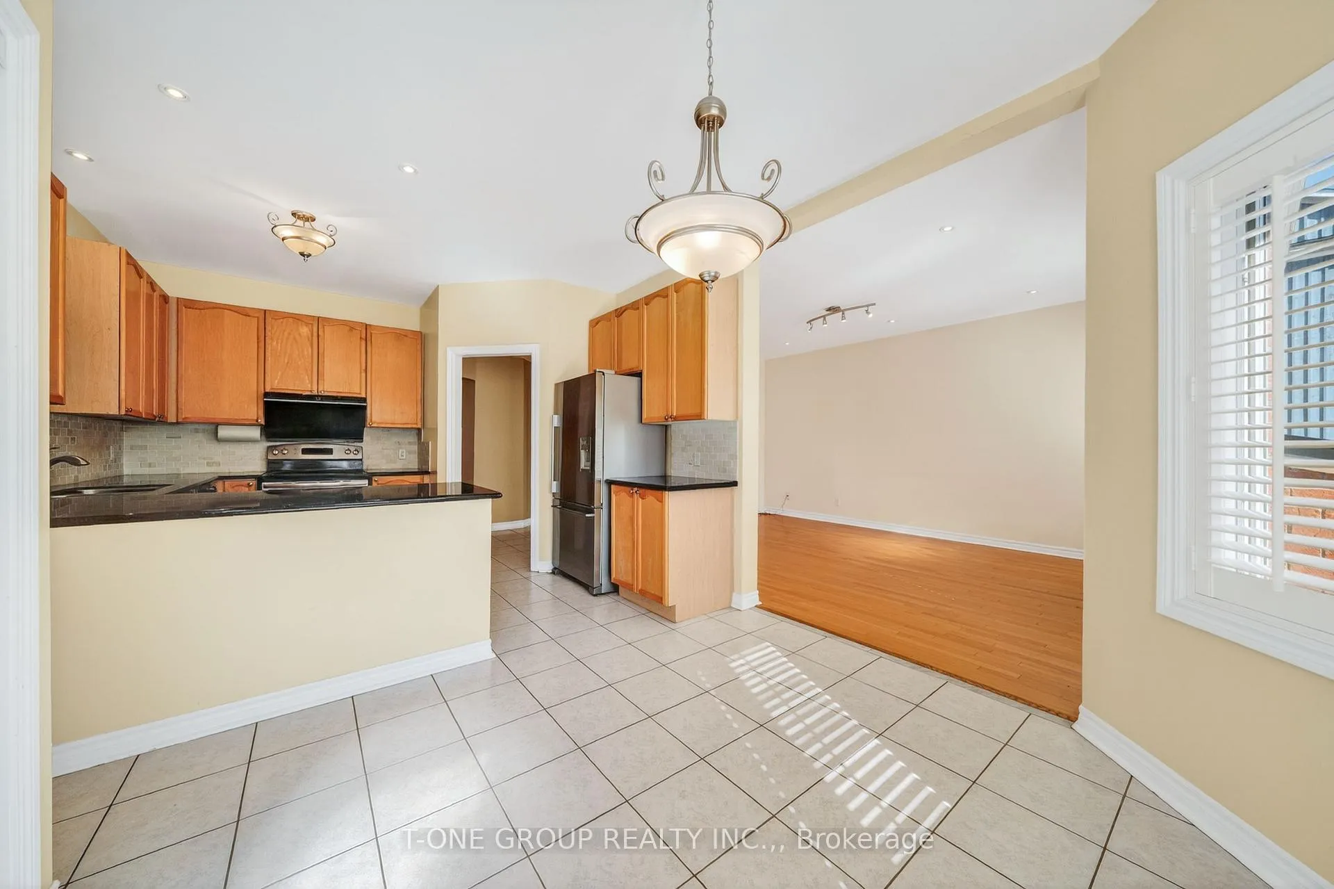 Photo 16 of 99 Prospectors Drive, Markham, Angus Glen — HOMEH