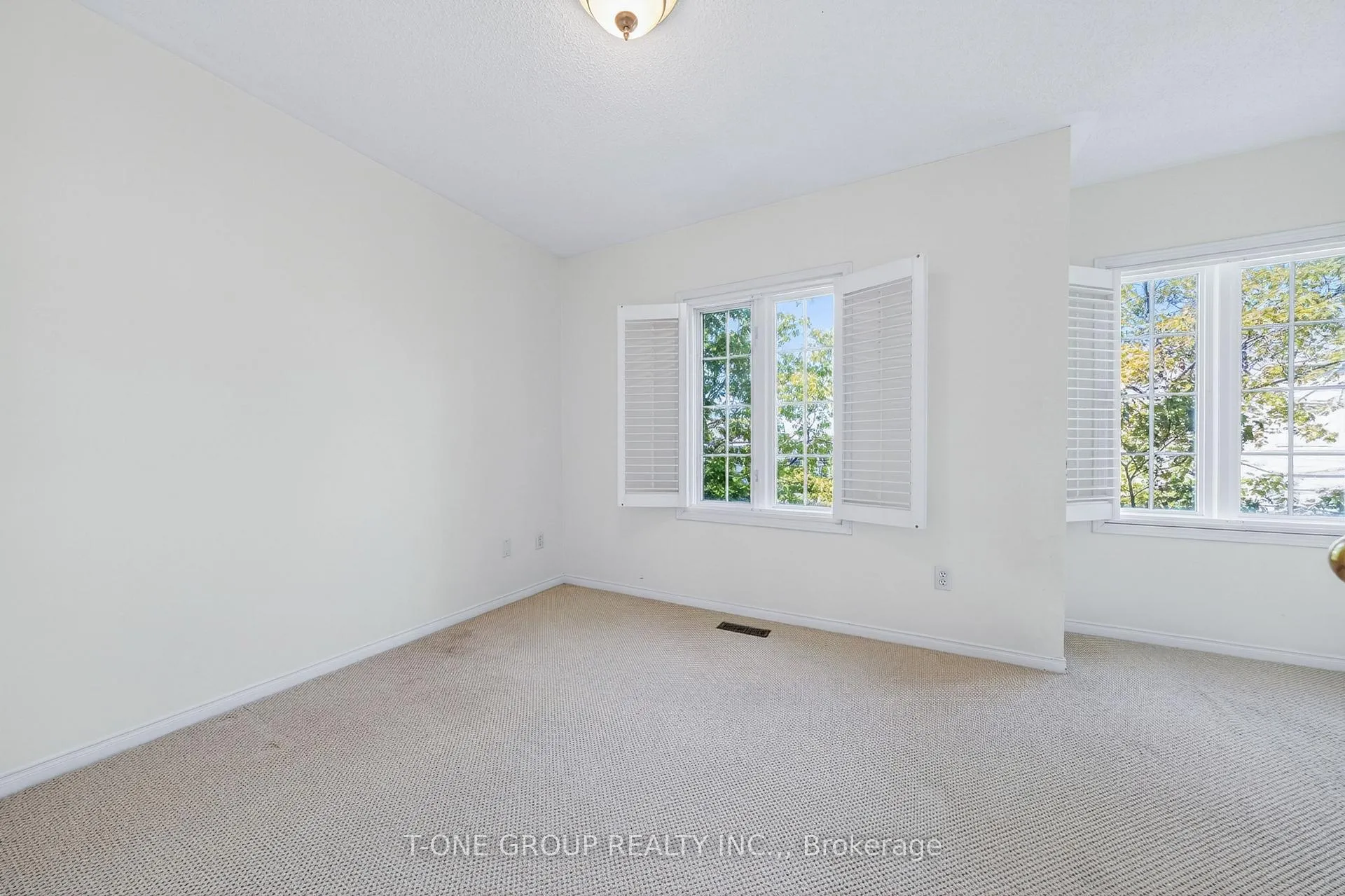 Photo 27 of 99 Prospectors Drive, Markham, Angus Glen — HOMEH