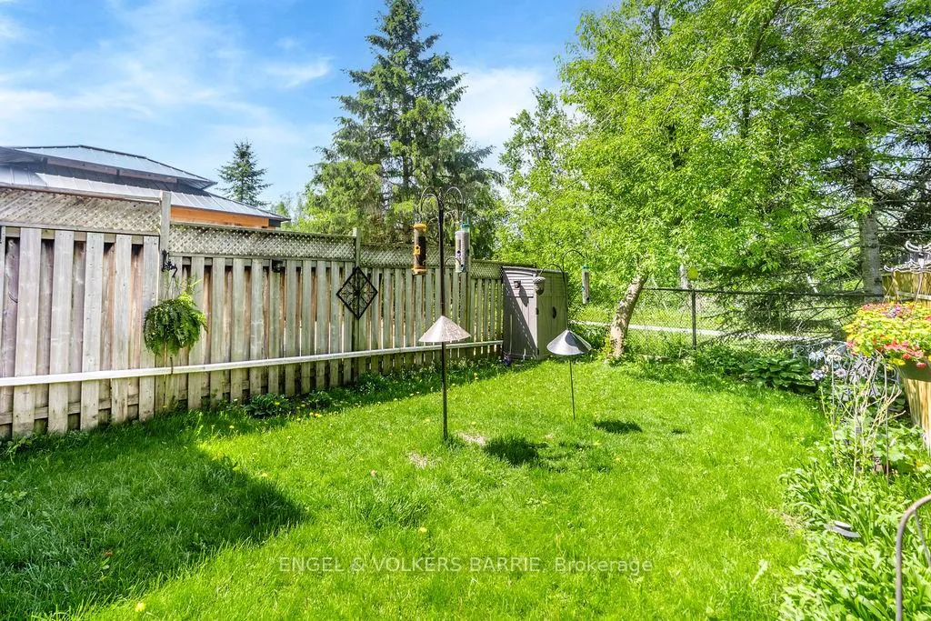 Photo 28 of 84 Pickett Crescent, Barrie, Painswick North — HOMEH