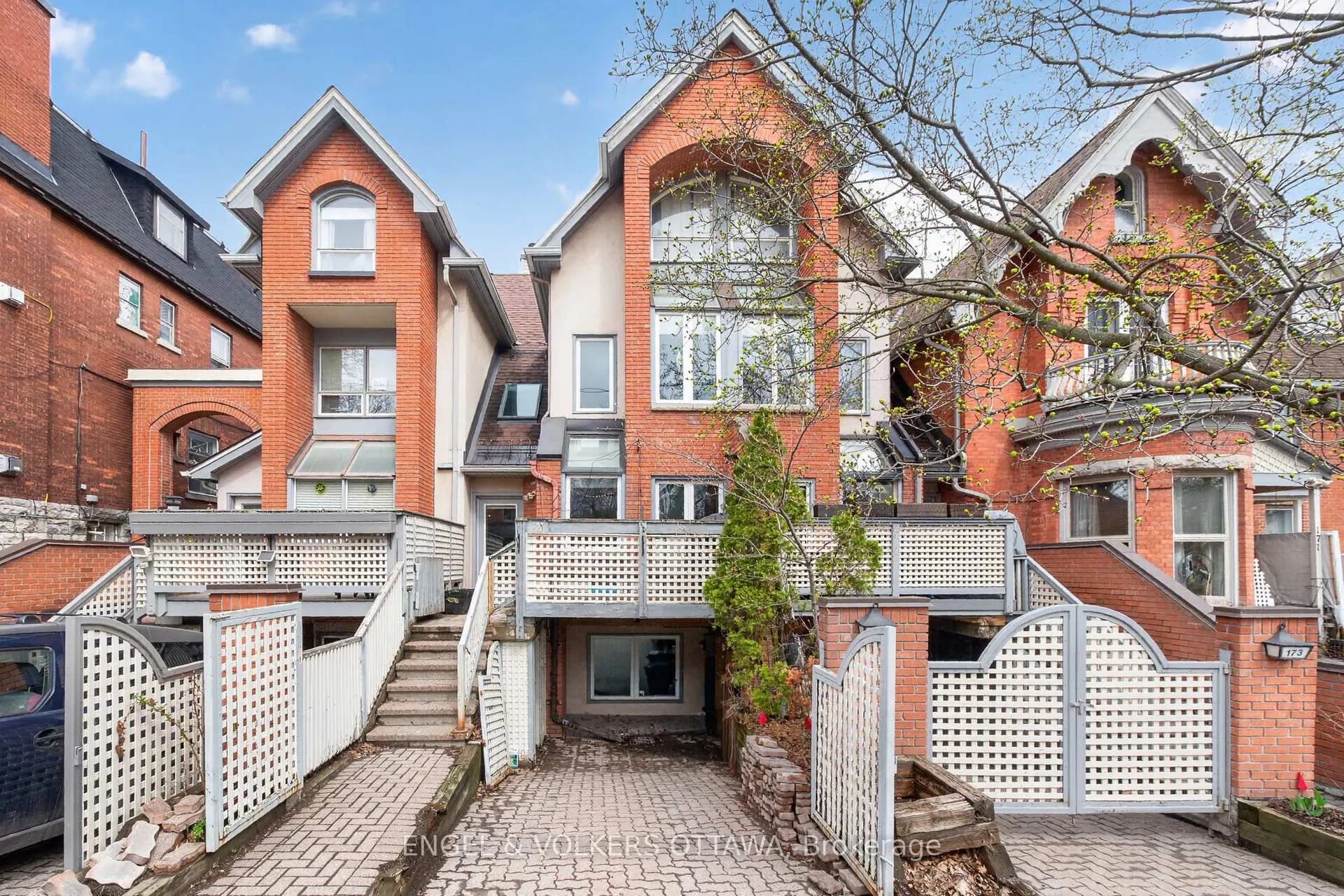 Photo 1 of Unit B, 175 James Street, Ottawa, Ottawa Centre — HOMEH