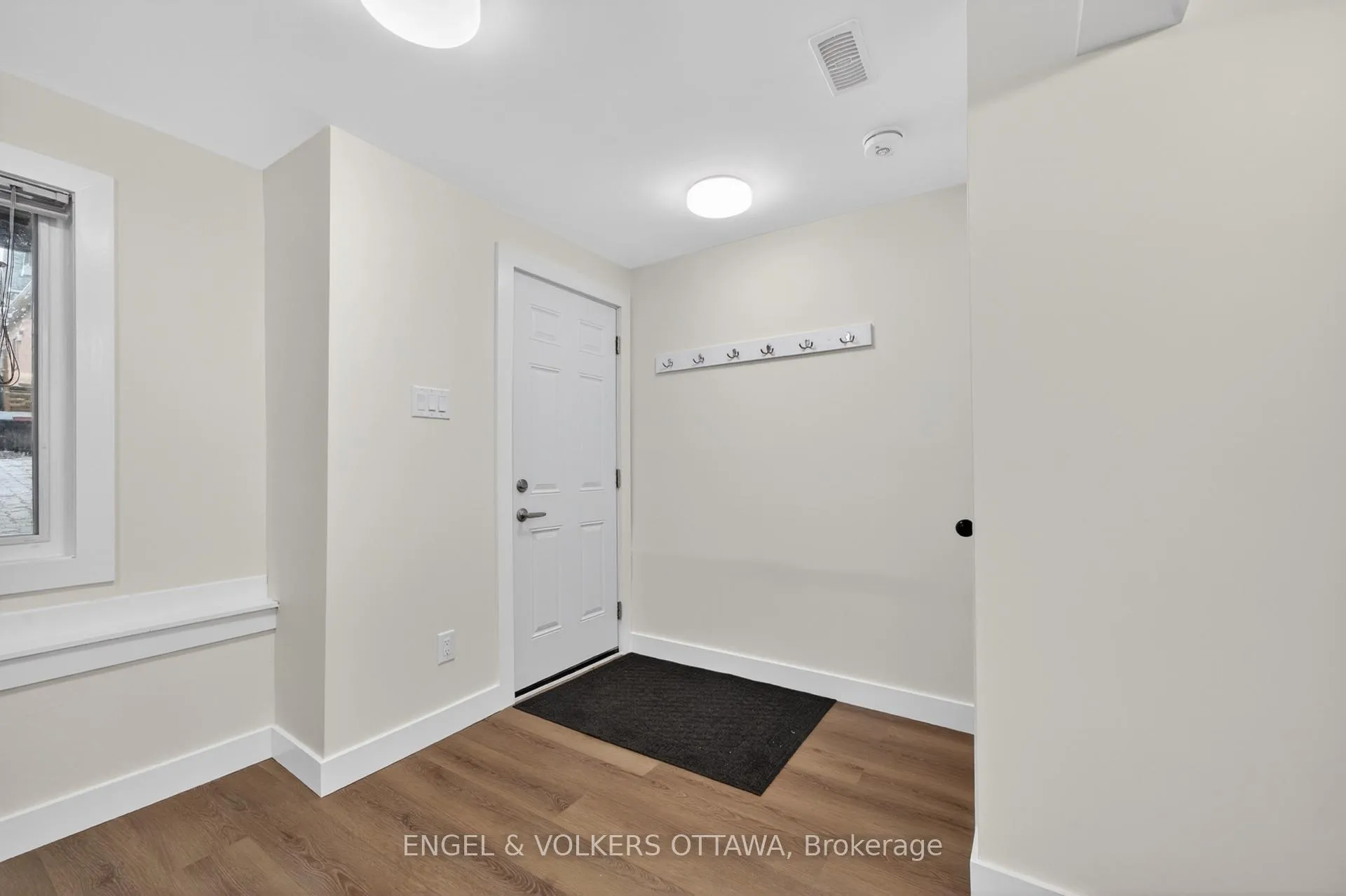 Photo 2 of Unit B, 175 James Street, Ottawa, Ottawa Centre — HOMEH