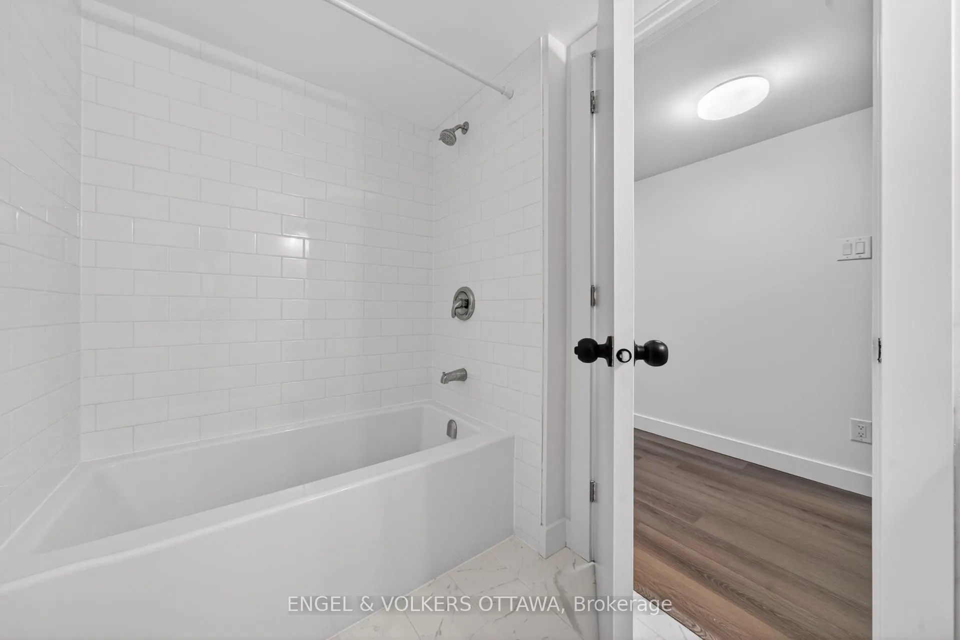 Photo 14 of Unit B, 175 James Street, Ottawa, Ottawa Centre — HOMEH