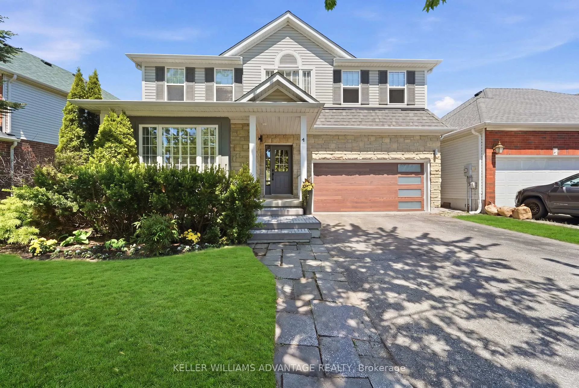 Photo 1 of 4 Cranberry Lane, Barrie, Holly — HOMEH