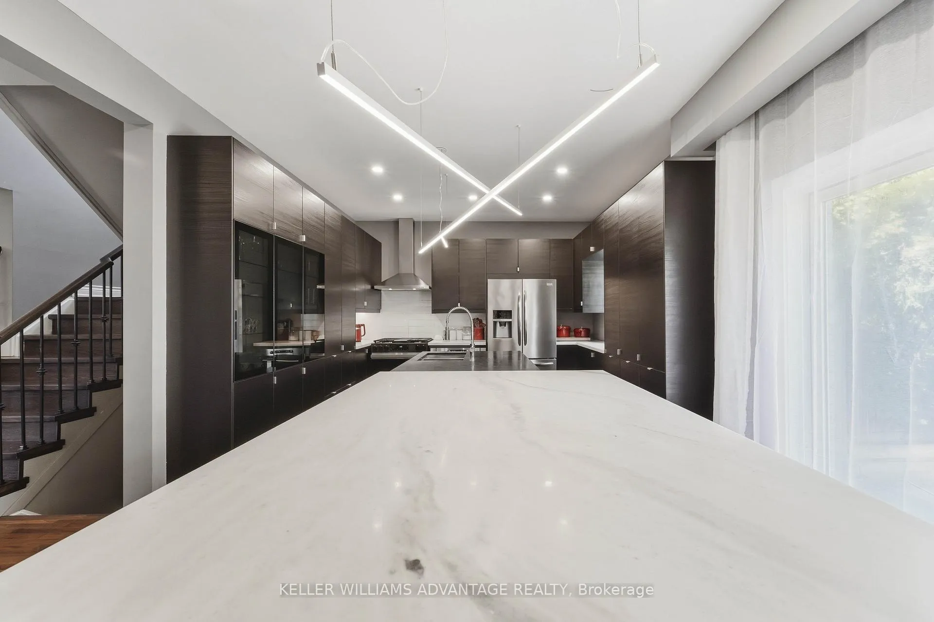 Photo 10 of 4 Cranberry Lane, Barrie, Holly — HOMEH
