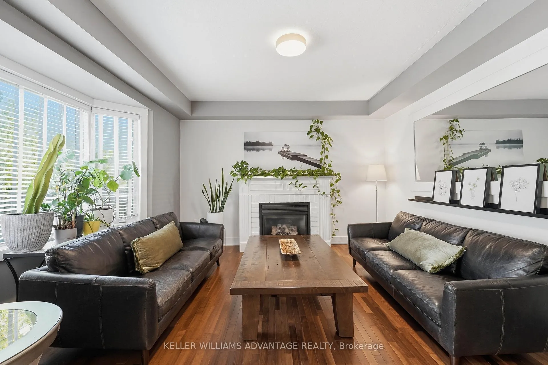 Photo 12 of 4 Cranberry Lane, Barrie, Holly — HOMEH