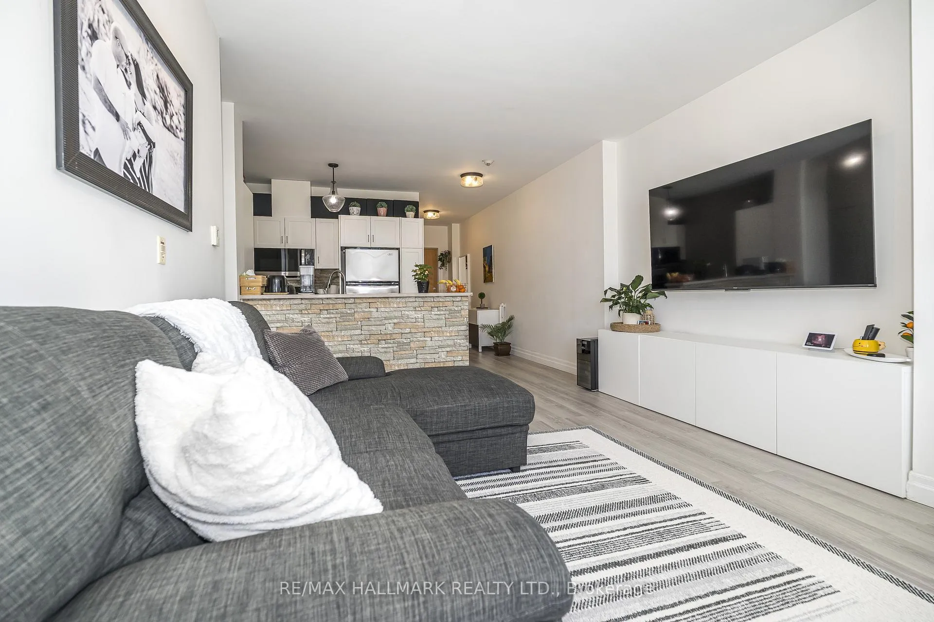 Photo 12 of Unit 514, 44 Bond Street W, Oshawa, O'Neill — HOMEH