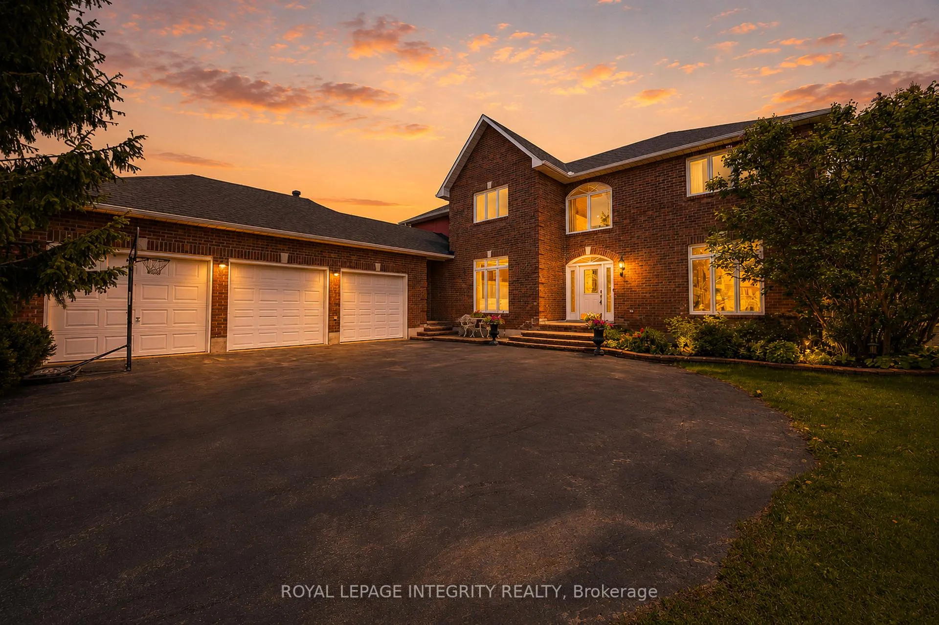 Photo 1 of 5589 Carrison Drive, Ottawa, Manotick Village & Manotick Estates — HOMEH