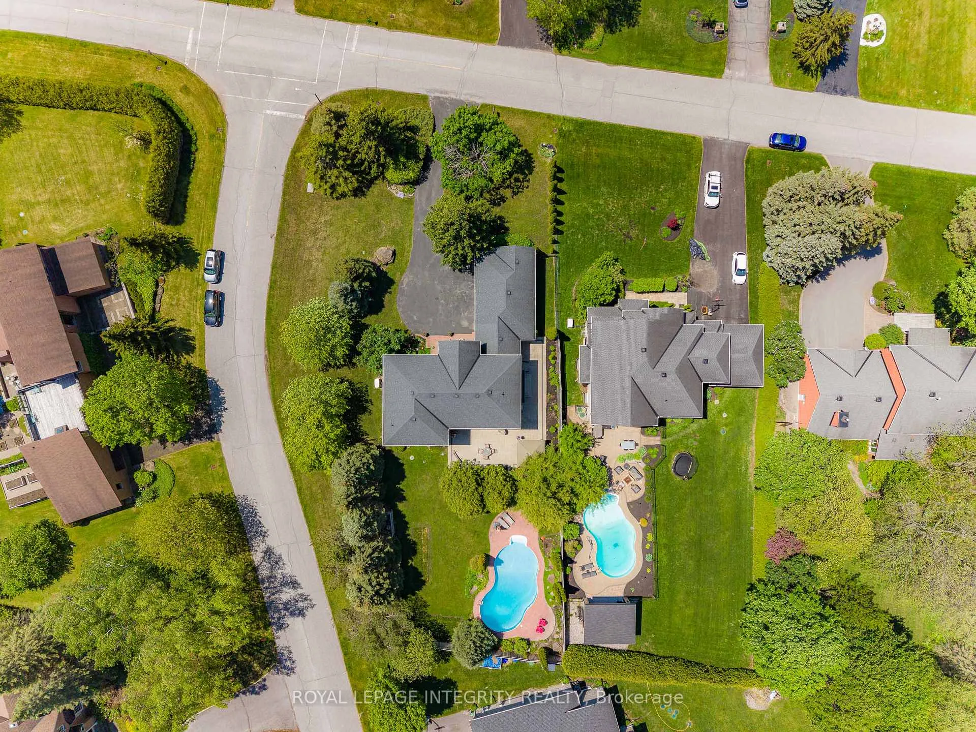 Photo 3 of 5589 Carrison Drive, Ottawa, Manotick Village & Manotick Estates — HOMEH