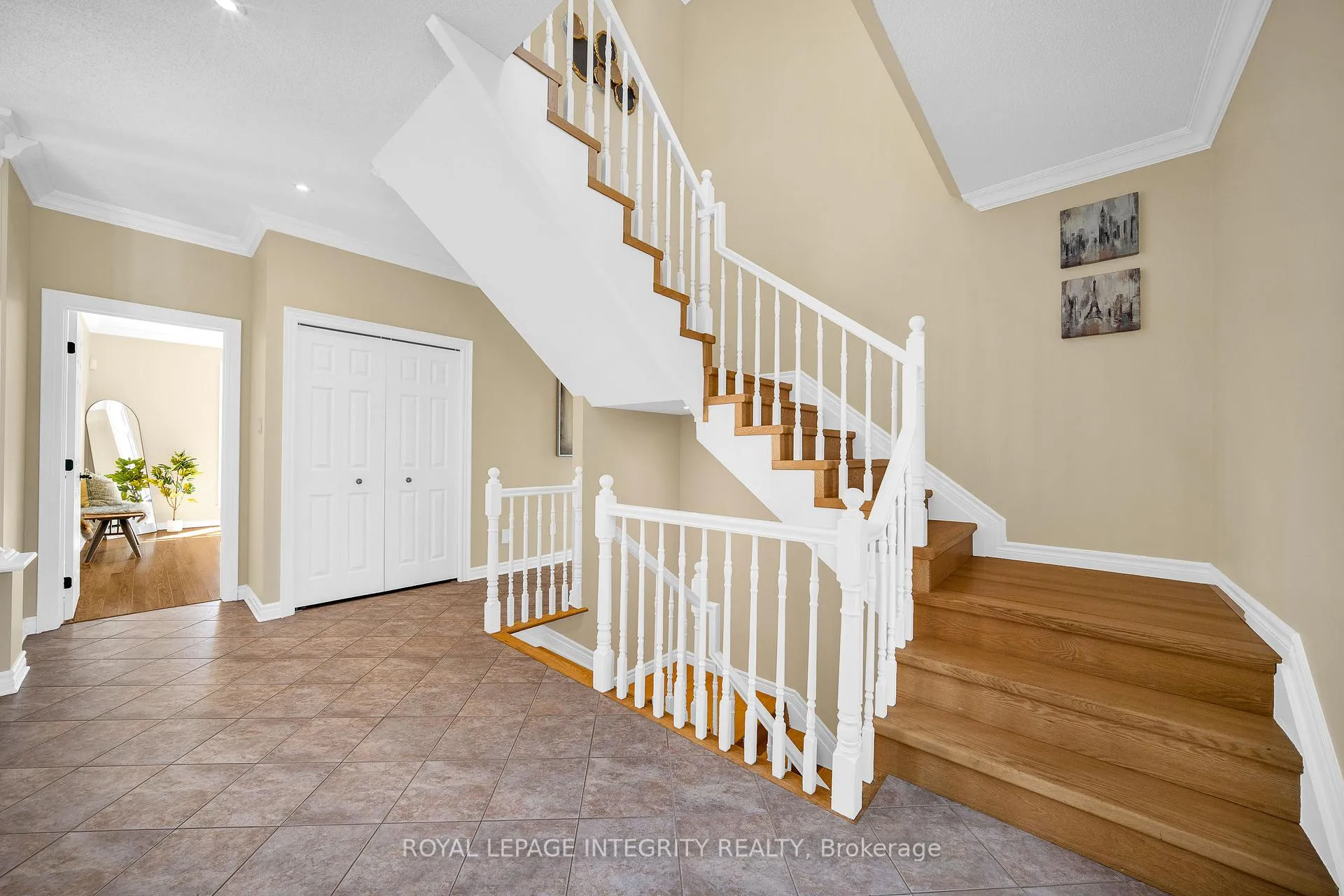 Photo 5 of 5589 Carrison Drive, Ottawa, Manotick Village & Manotick Estates — HOMEH