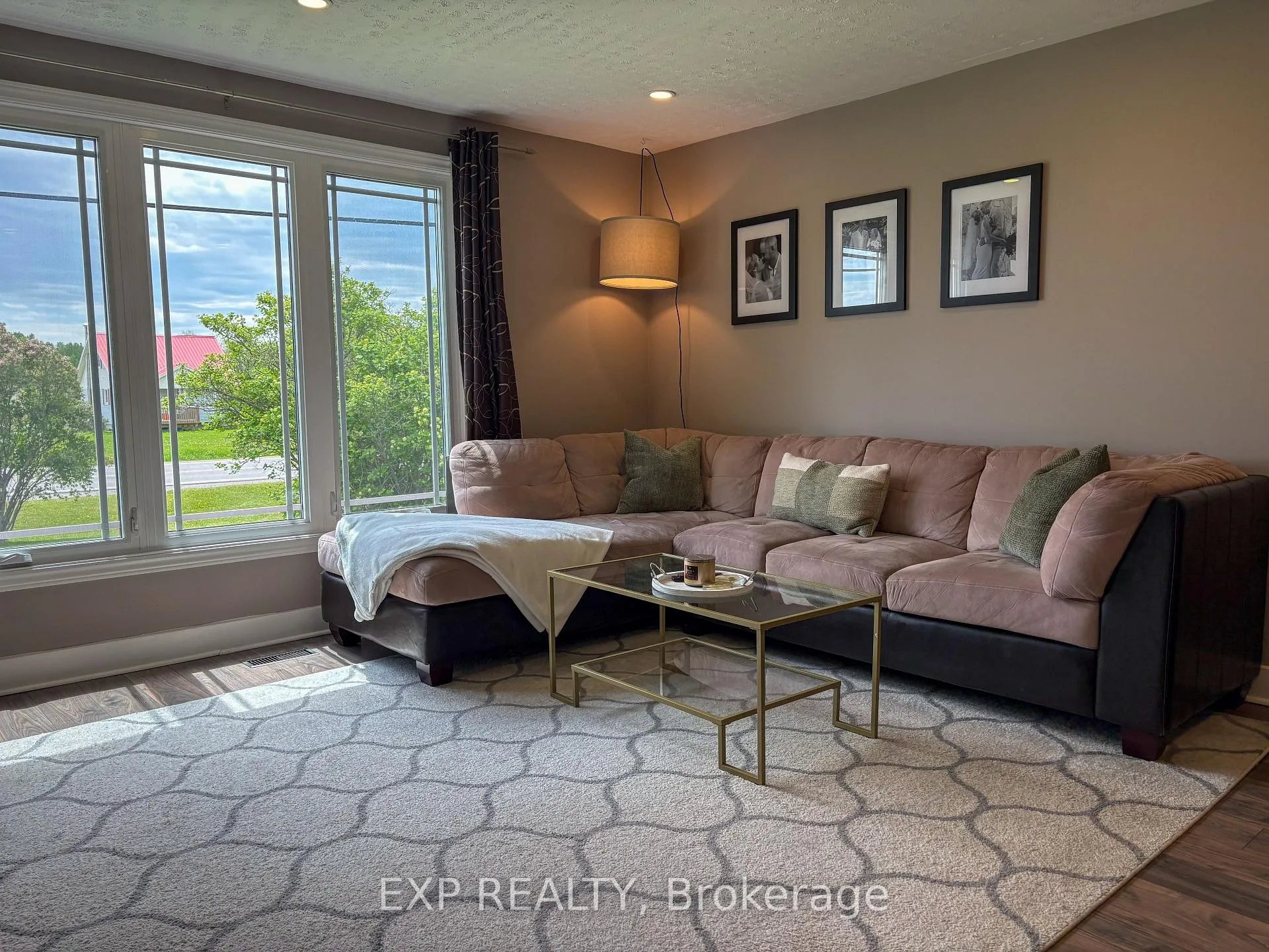 Photo 10 of 2382 Hwy 60, Admaston/Bromley, Admaston/Bromley — HOMEH