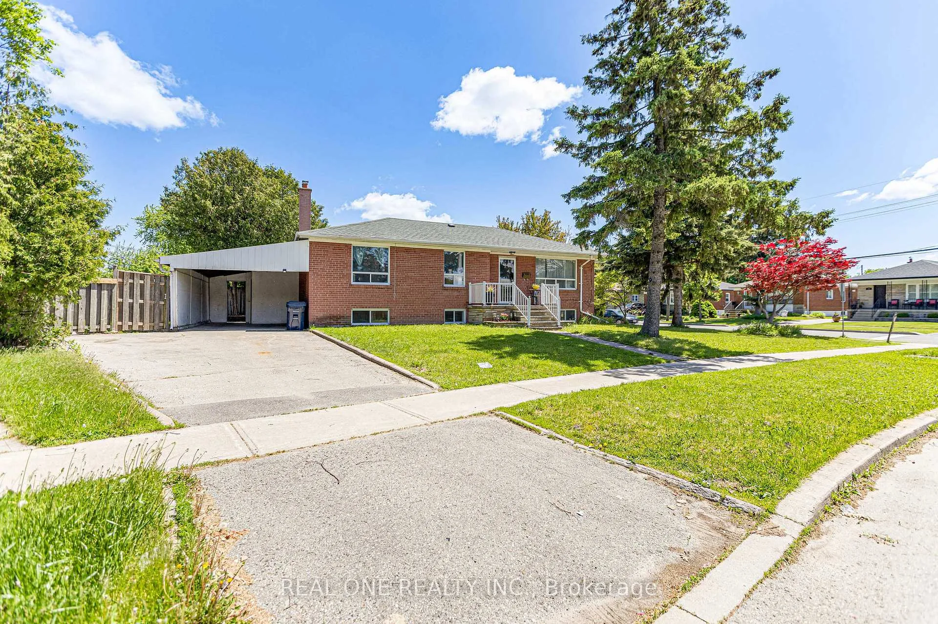 Photo 1 of 1 Gilroy Drive, Scarborough, Dorset Park — HOMEH