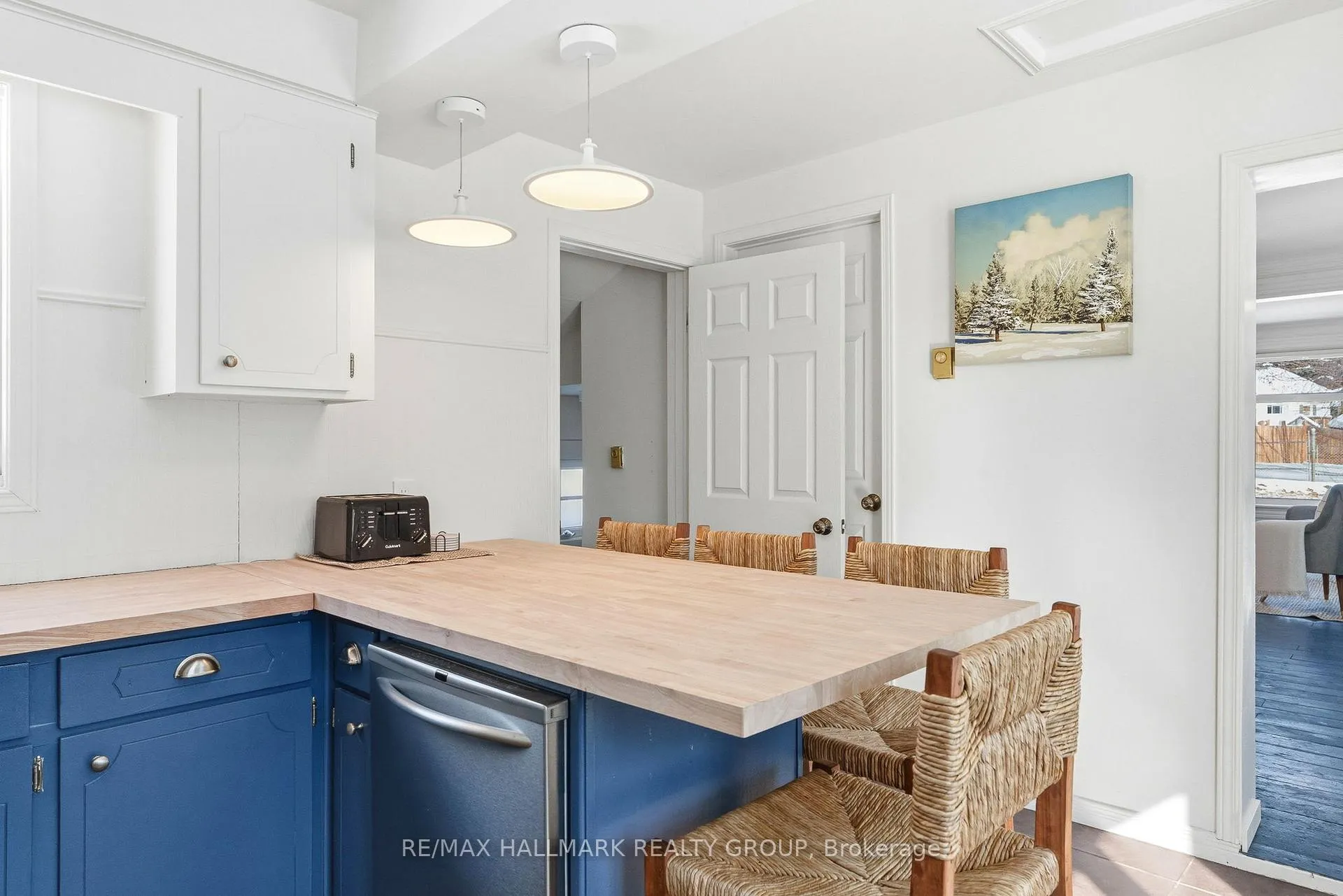 Photo 15 of 21 Downes Avenue, Prince Edward County, Picton Ward — HOMEH
