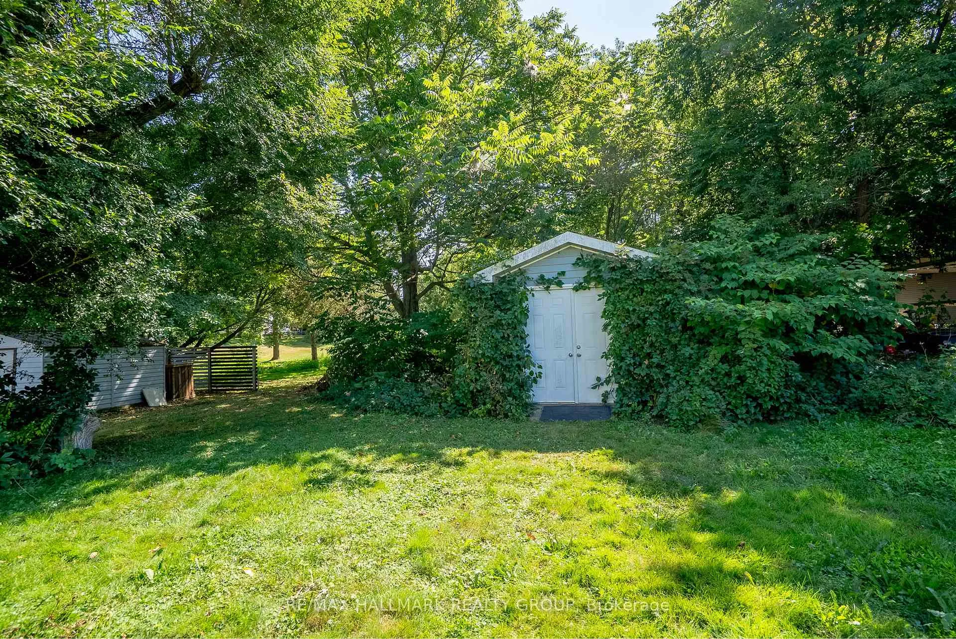 Photo 31 of 21 Downes Avenue, Prince Edward County, Picton Ward — HOMEH