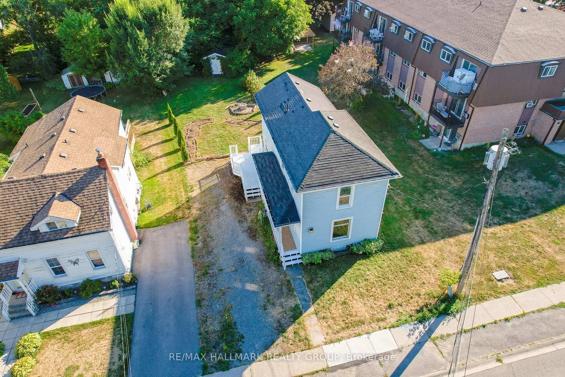 Photo 47 of 21 Downes Avenue, Prince Edward County, Picton Ward — HOMEH
